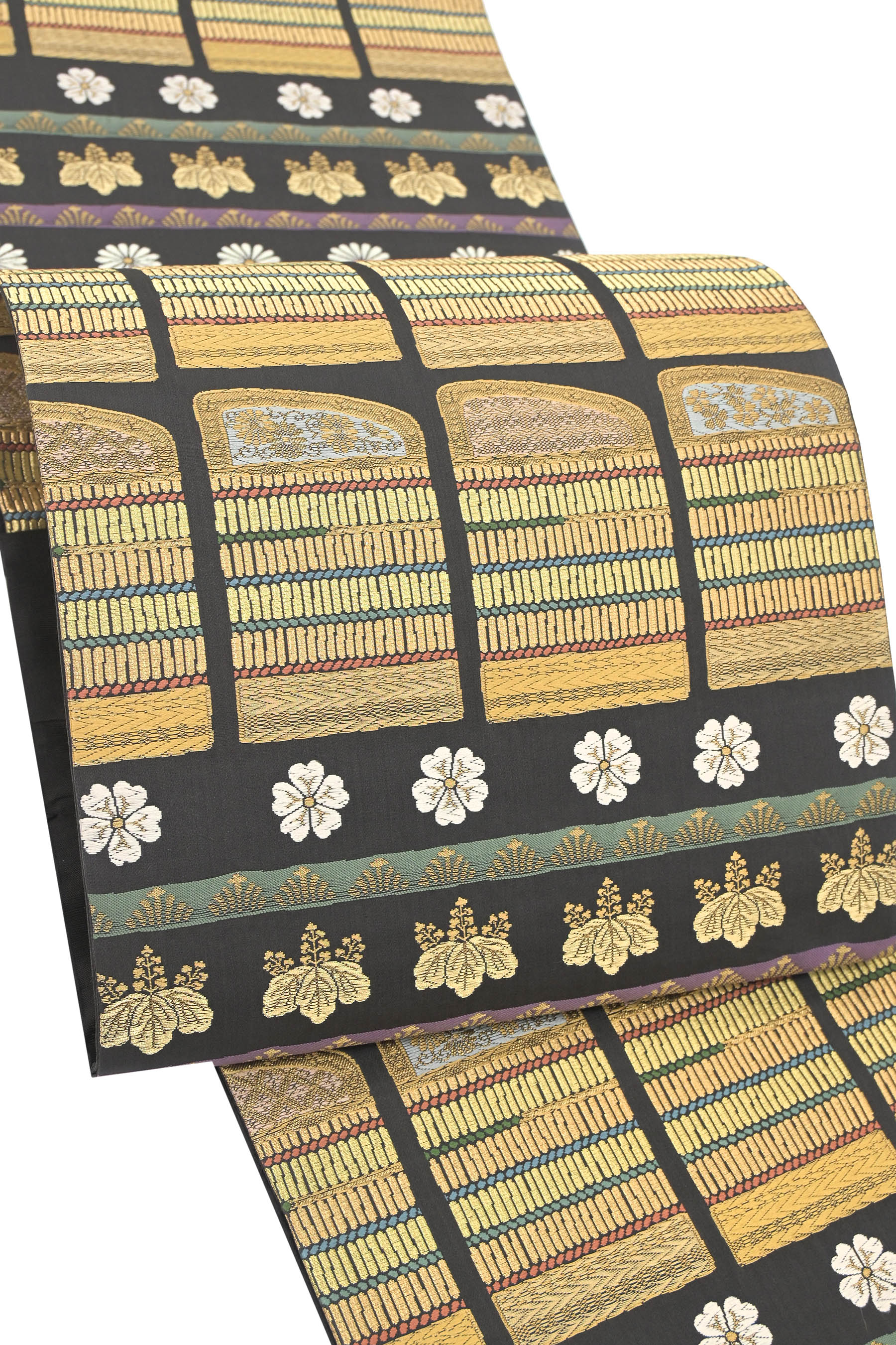 【お得なエブリデイロープライス】 【西陣織元】 特選西陣織袋帯 ≪御仕立て上がり・中古美品≫ 「鎧に御印文」 格調高いデザイン… 使い勝手の良い古典フォーマル帯！