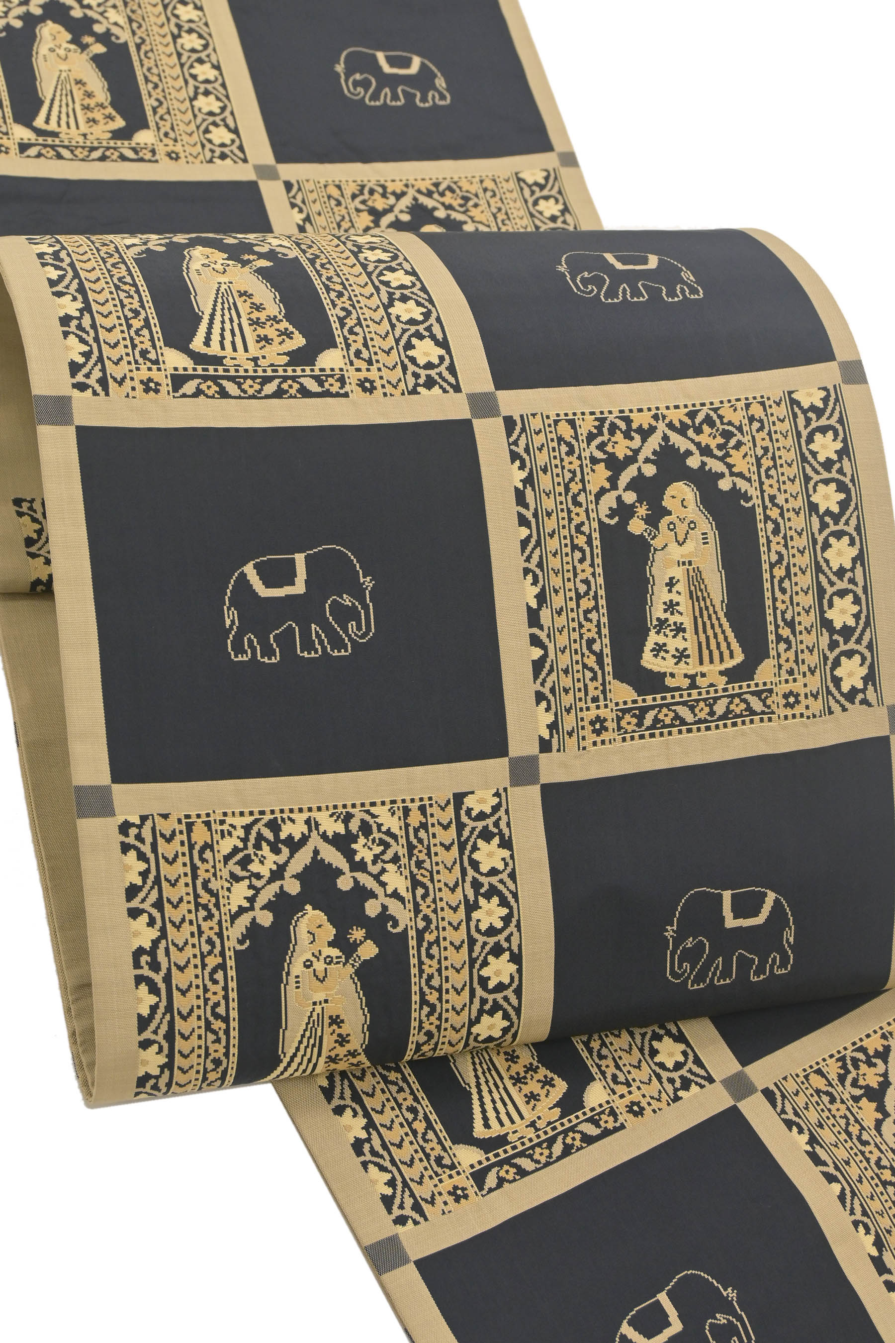 【工芸帯地　木屋太】 特選西陣織袋帯 ≪御仕立て上がり・中古美品≫ 「印度緞通人物象紋」 個性醸し出す..