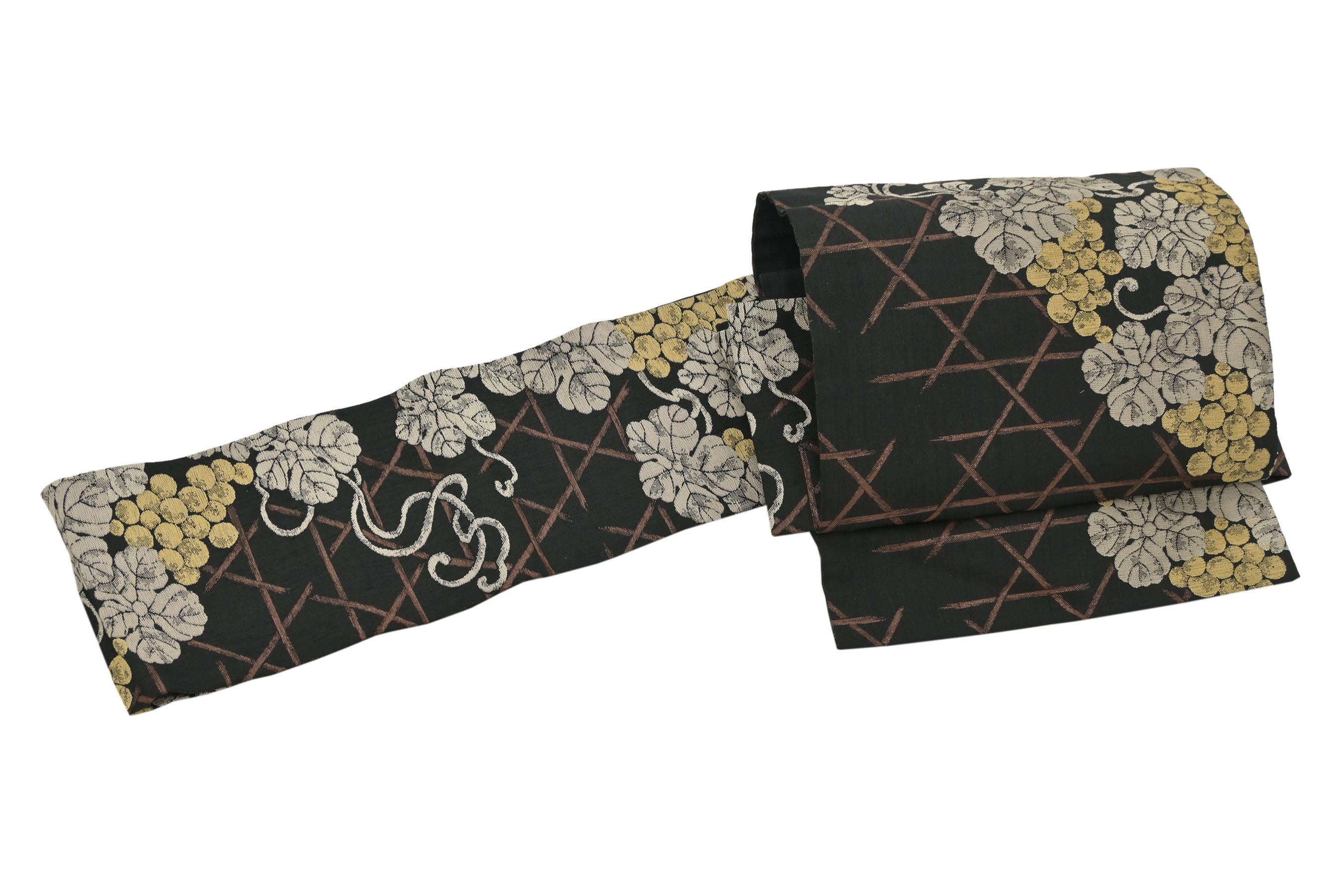 【大蔵ざらえ】 【老舗　勝山織物】 特選西陣織紬九寸名古屋帯 ≪作り帯仕立て・中古美品≫ 「籠目に葡萄」 作り帯でらくらく！ 名門勝山の見事な感性！