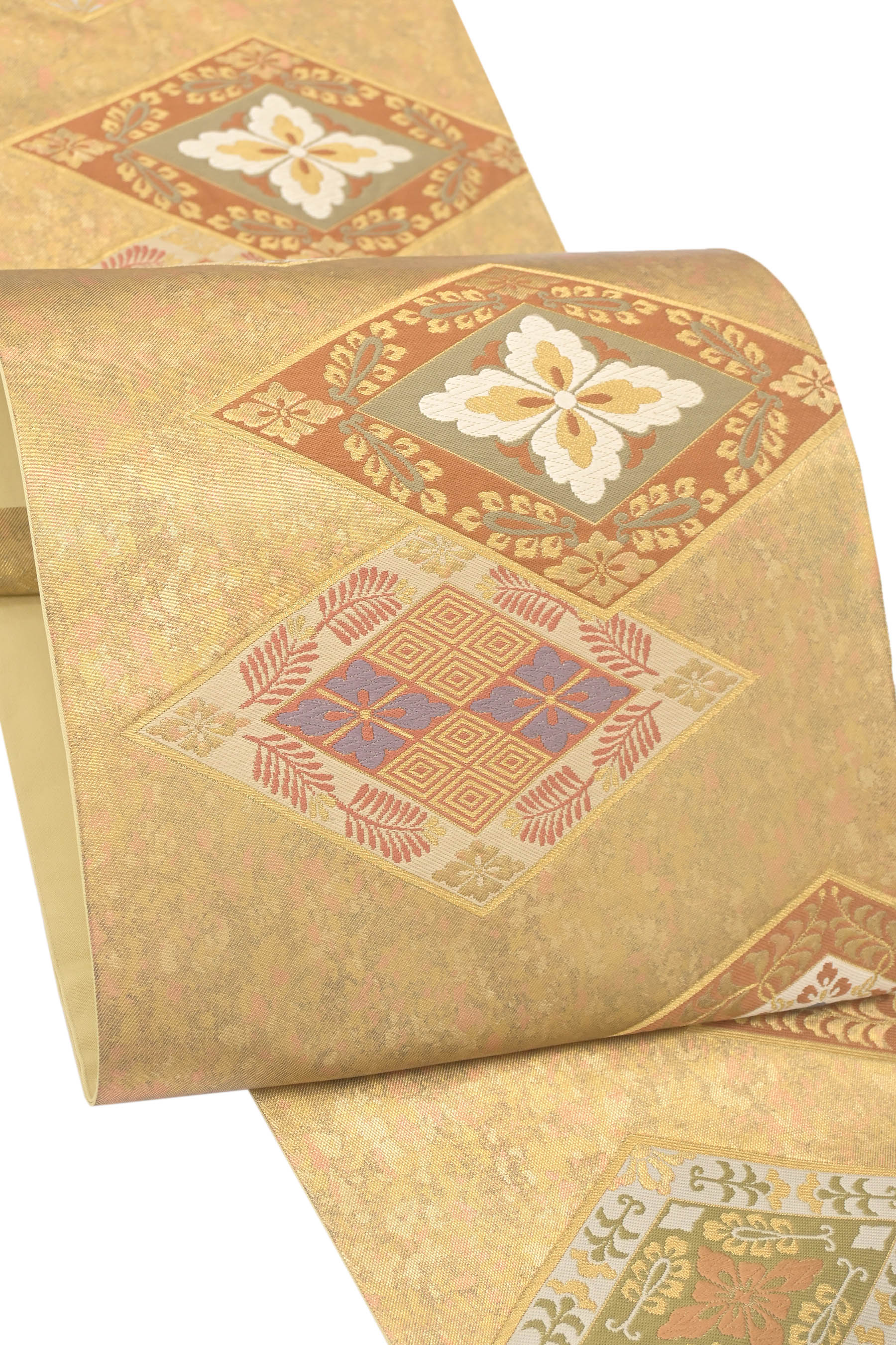 【ブラックフライデー限定】 【川島織物】 特選西陣織本袋帯 ≪御仕立て上がり・中古品≫ 「舞楽菱華文・金」 艷やかに気品満ちて… 名門によるハイクラスの一条!