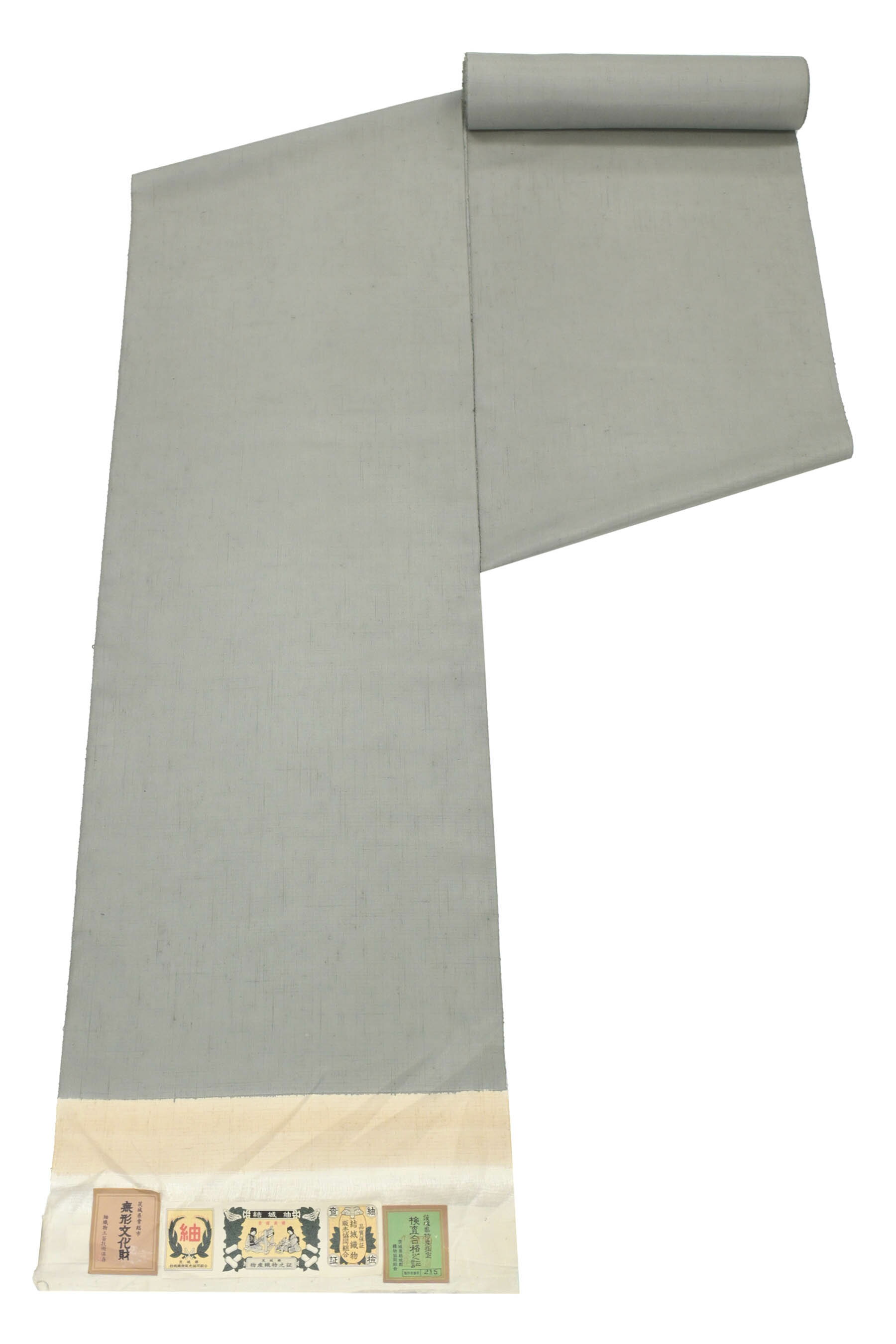 【結城紬】 特選無地真綿結城紬 「薄銀鼠」 自然の温もりをまとう。帯合わせさまざまに！