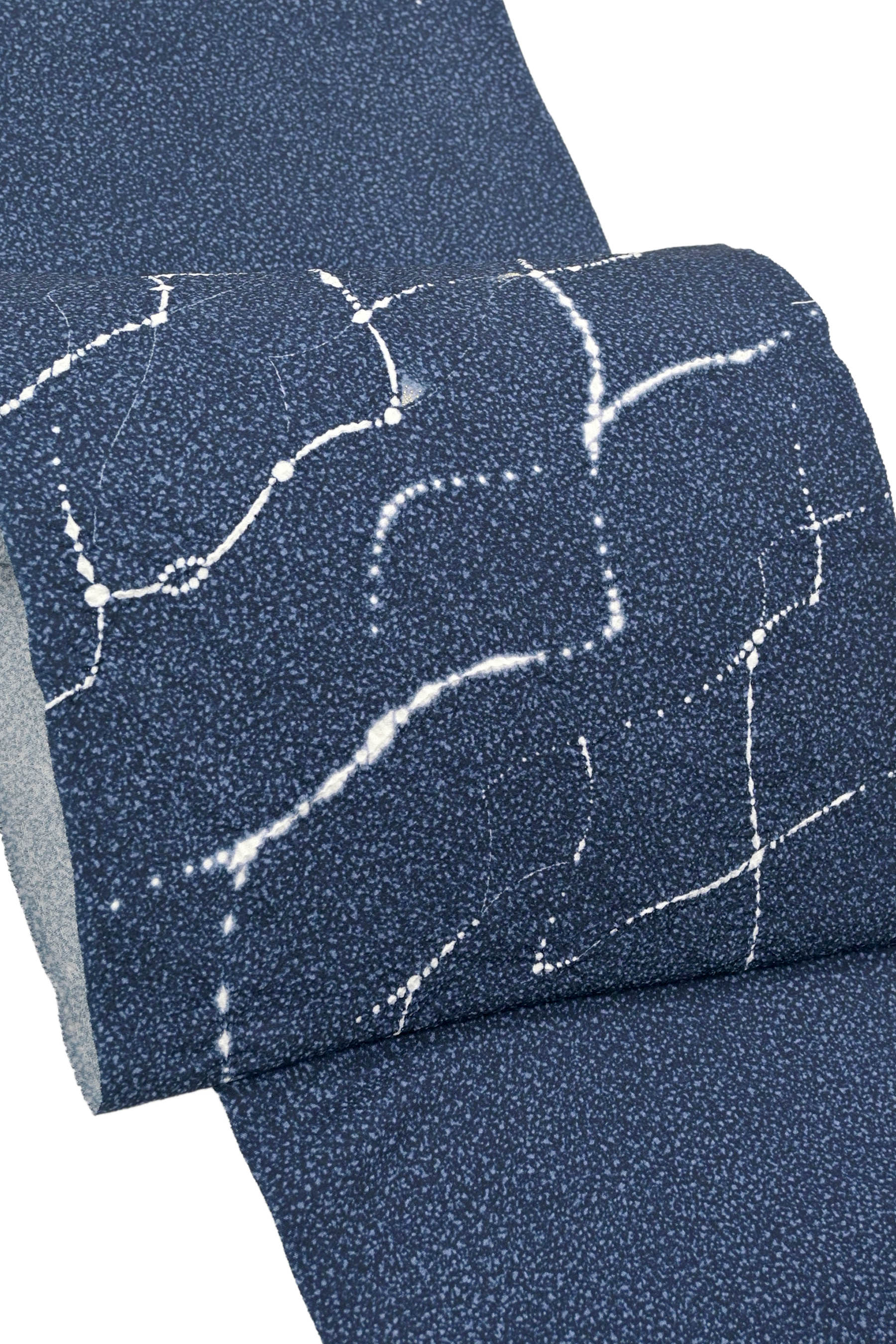 【大蔵ざらえ】 【十日町友禅絞り工房　滝泰】 特選おぼろ絞り染め九寸名古屋帯 「玲光割文」 朧げに輝く…！ 唯一無二の神秘的な世界！