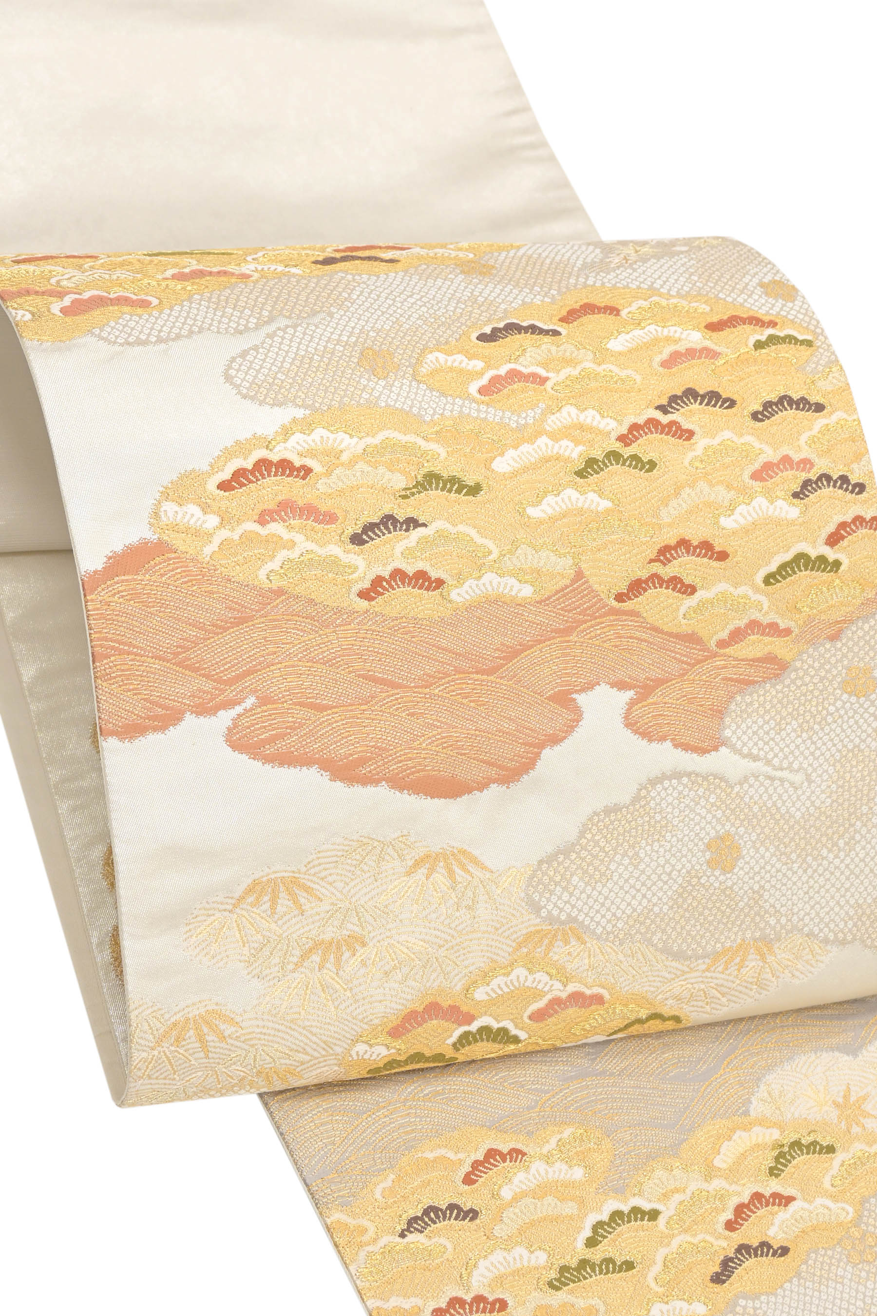 【加納幸】 特選西陣織袋帯 ≪御仕立て上がり・中古美品≫ 「疋田雲取笠松紋」 繊細な古典のデザイン フォーマルに末永く