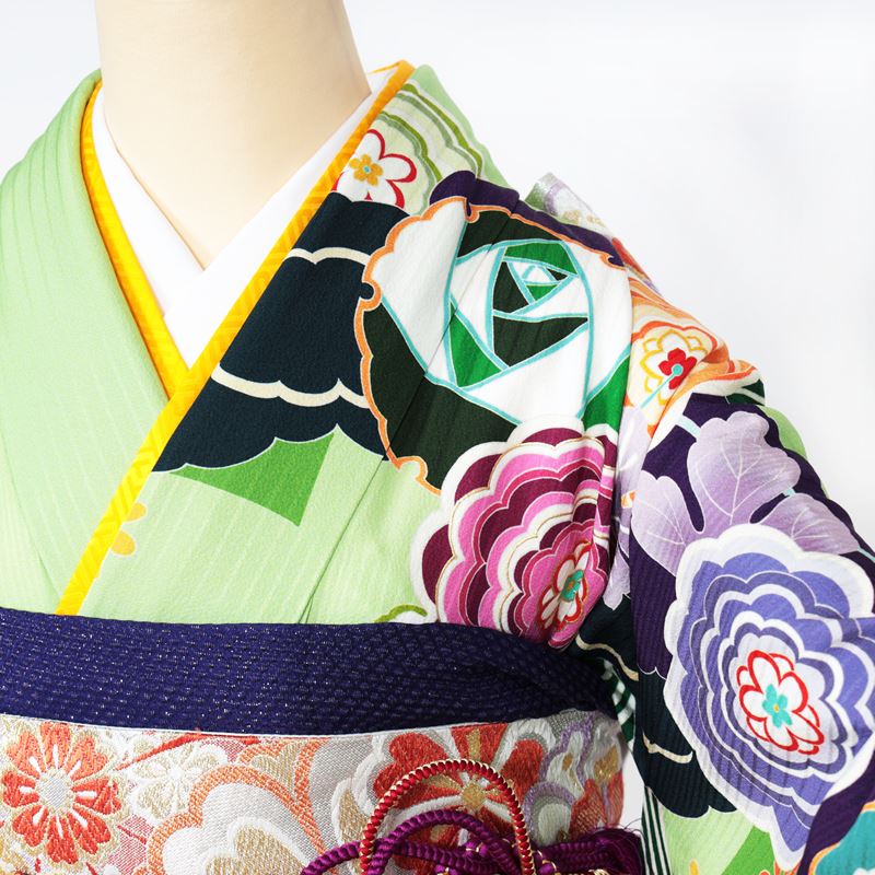 【レンタル】 振袖レンタル 成人式 振袖 黄緑 雪輪 身長154.5-167.5cm 1月 2026年 安い 着物 高級 正絹 呉服屋 格安 フルセット 薔薇 モダン NR-228 全国配送 宅配レンタル 通販 レトロ モダン おしゃれ 可愛い