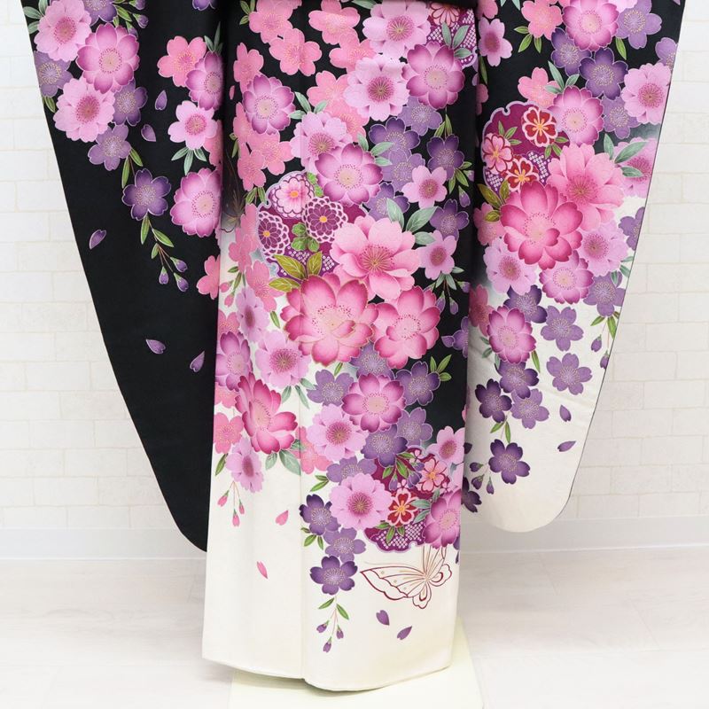 振袖 中古 フルセット 正絹 一式 格安 リサイクル 着物 和服 晴れ着 和装 仕立て上がり 黒 花 白ぼかし 成人式 前撮り 記念撮影 式典 結婚式 卒業式 謝恩会 着付け練習 お稽古 舞台衣装 十三参りなどに お買い物マラソン