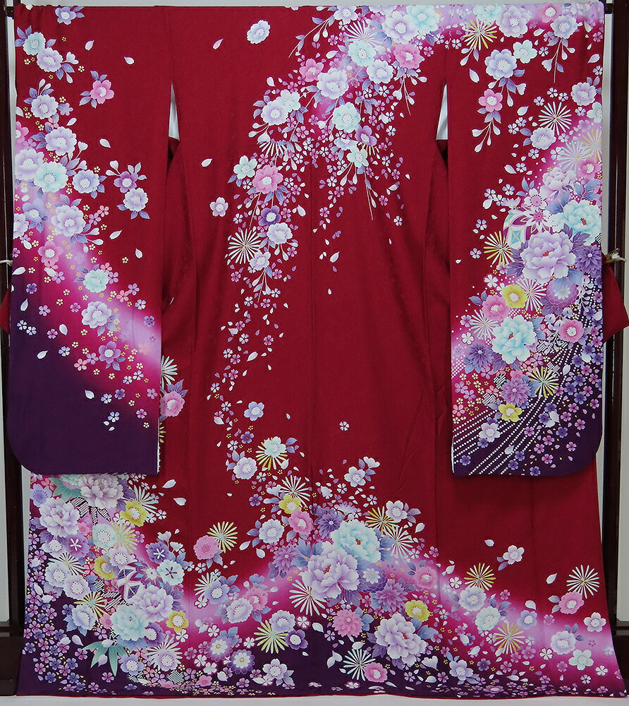 【中古】美品　紋意匠　振袖　人気柄　赤・紫