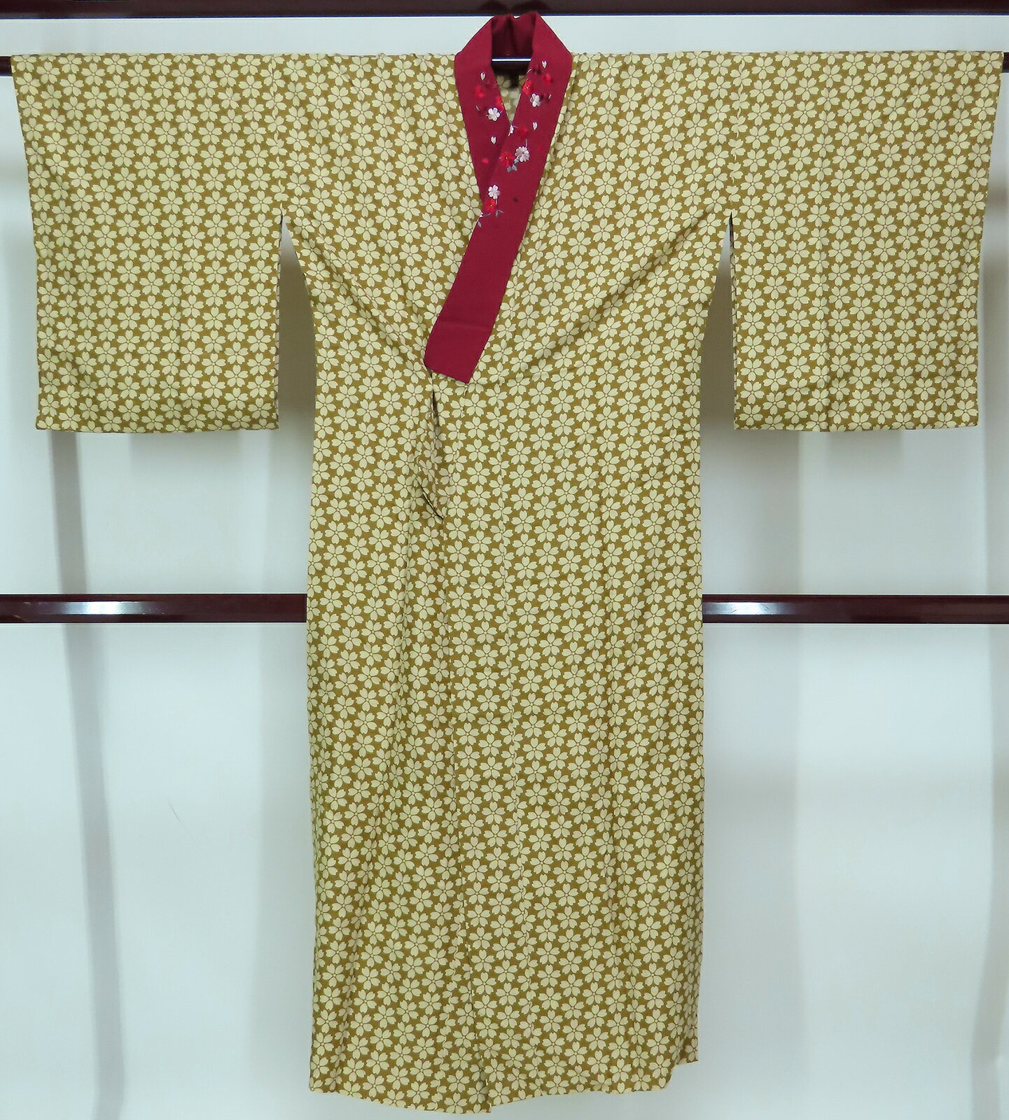 しゃれ長襦袢　正絹　単衣　裄65.5cm　身丈132cm 　刺繍半衿　未使用　k3423hryam　（配送方法当店お任..