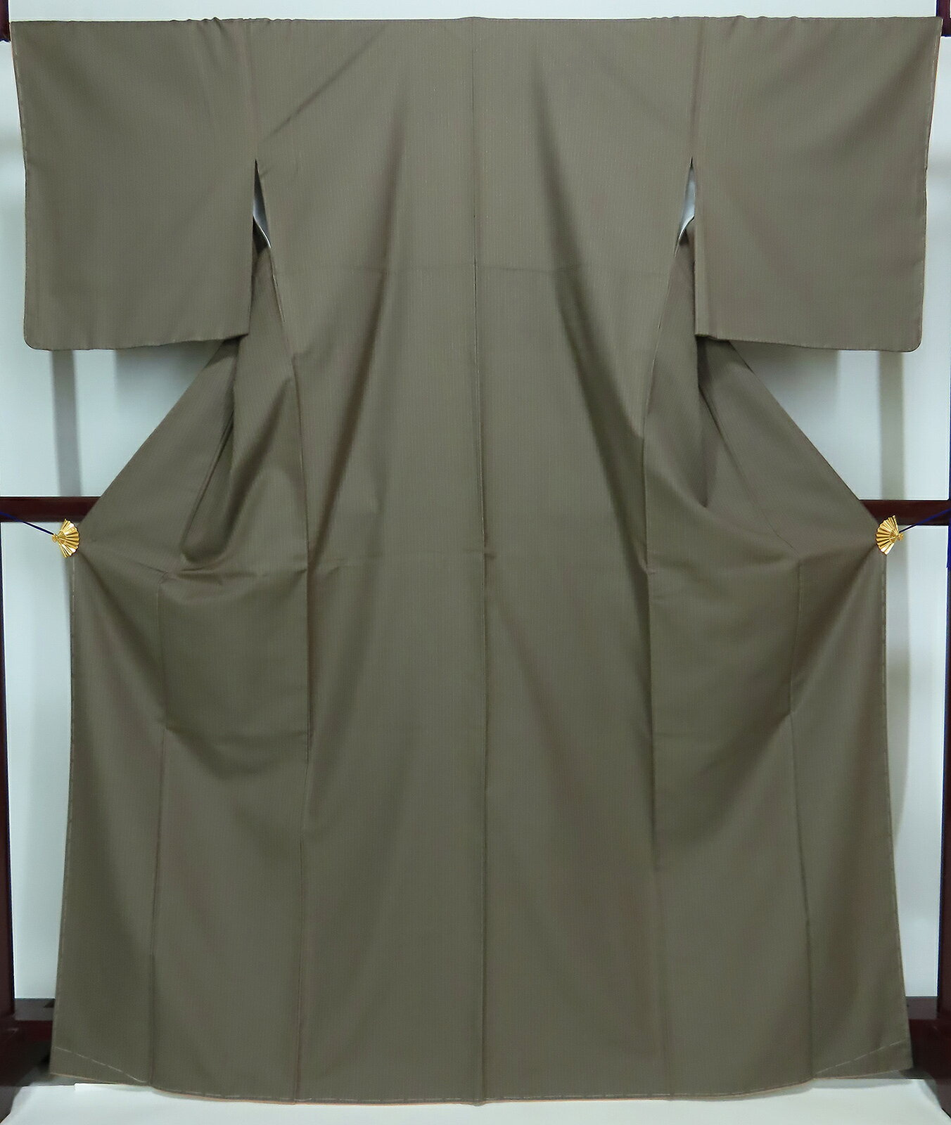 Rakuten - 塩沢　お召し　袷　裄67.5cm　身丈163cm　撥水　未使用に近い　【中古】美品　k4022348-3465ll