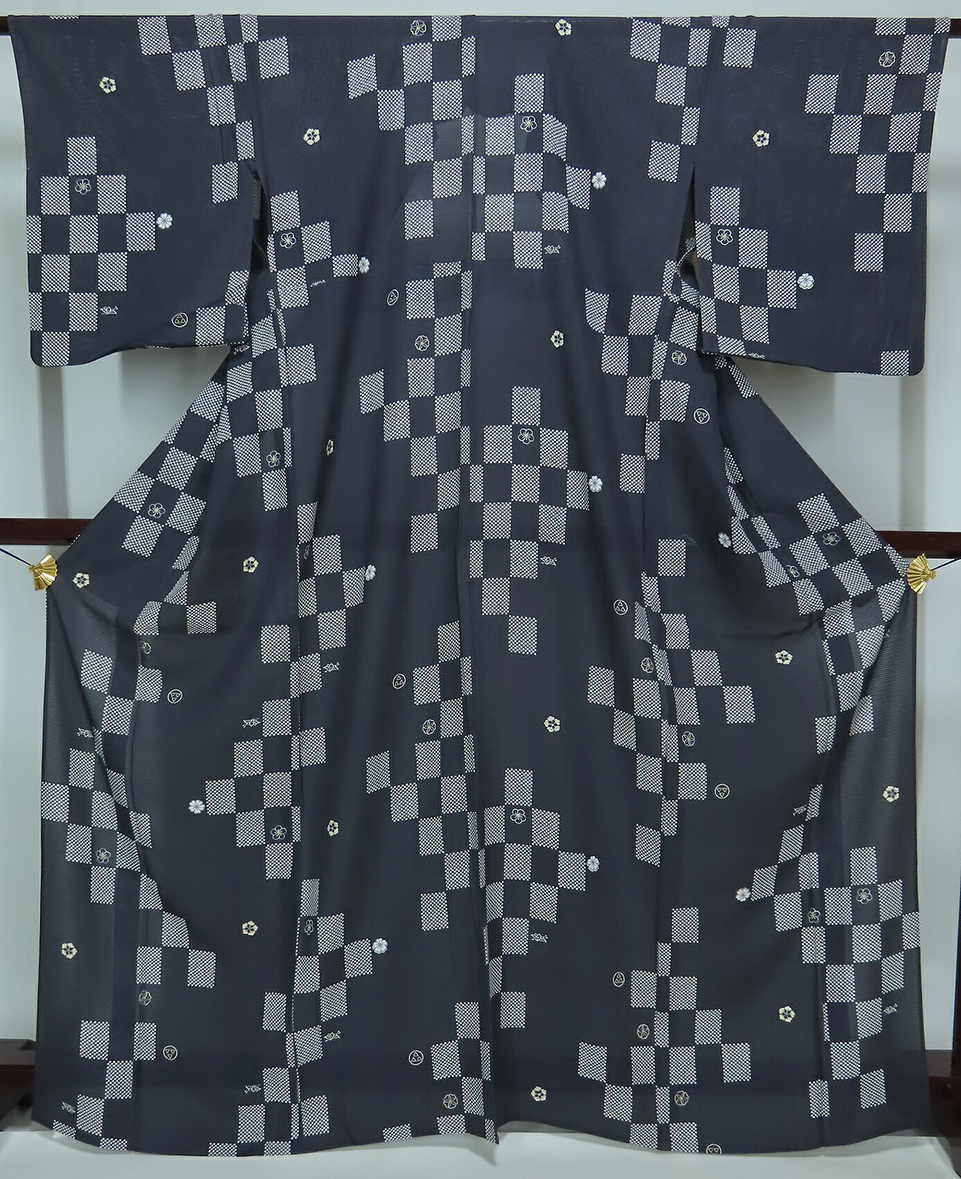 Rakuten - 夏物　絽小紋　正絹　ガード加工　撥水　裄64cm　身丈162cm　【中古】美品　k3501tll