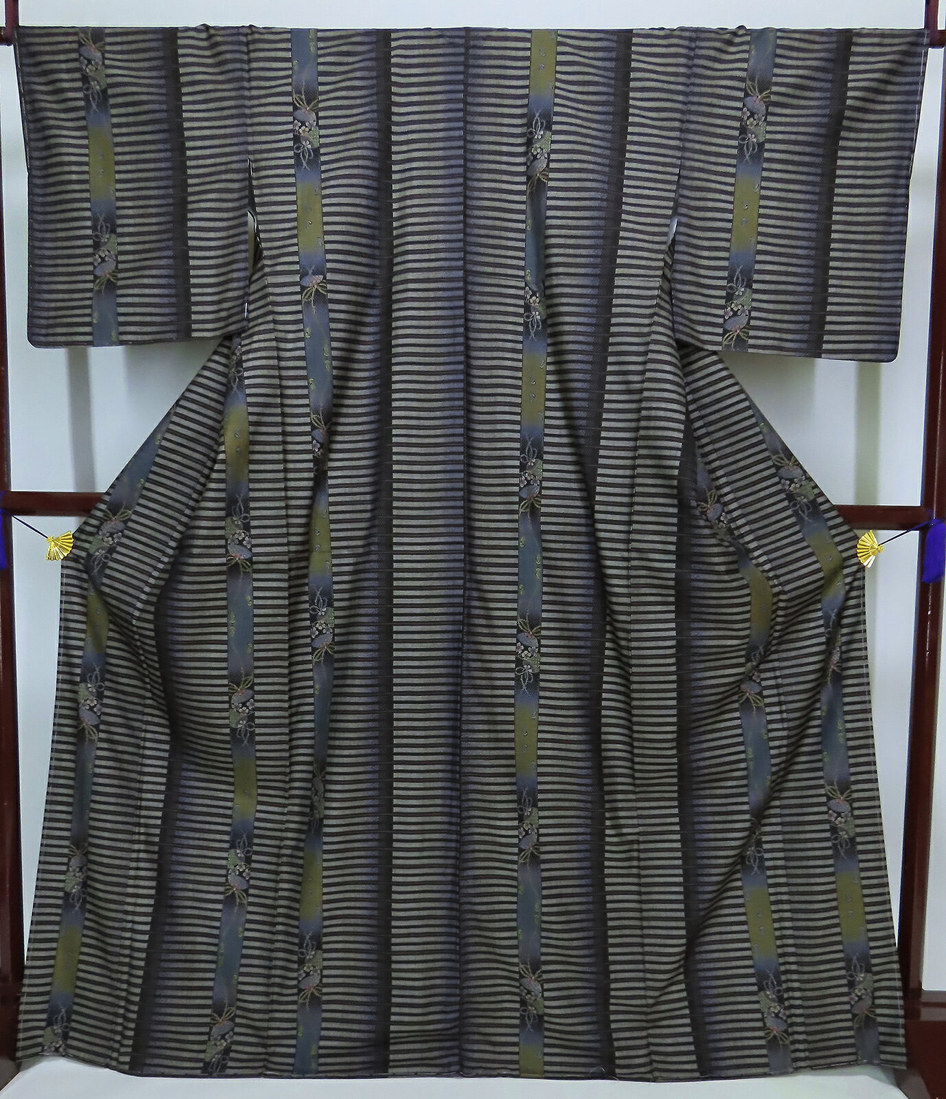 樂天商城 - 本場泥大島紬　9マルキ　カタス式　総柄　裄68cm　身丈165cm　【中古】美品　k3858511-3511ll