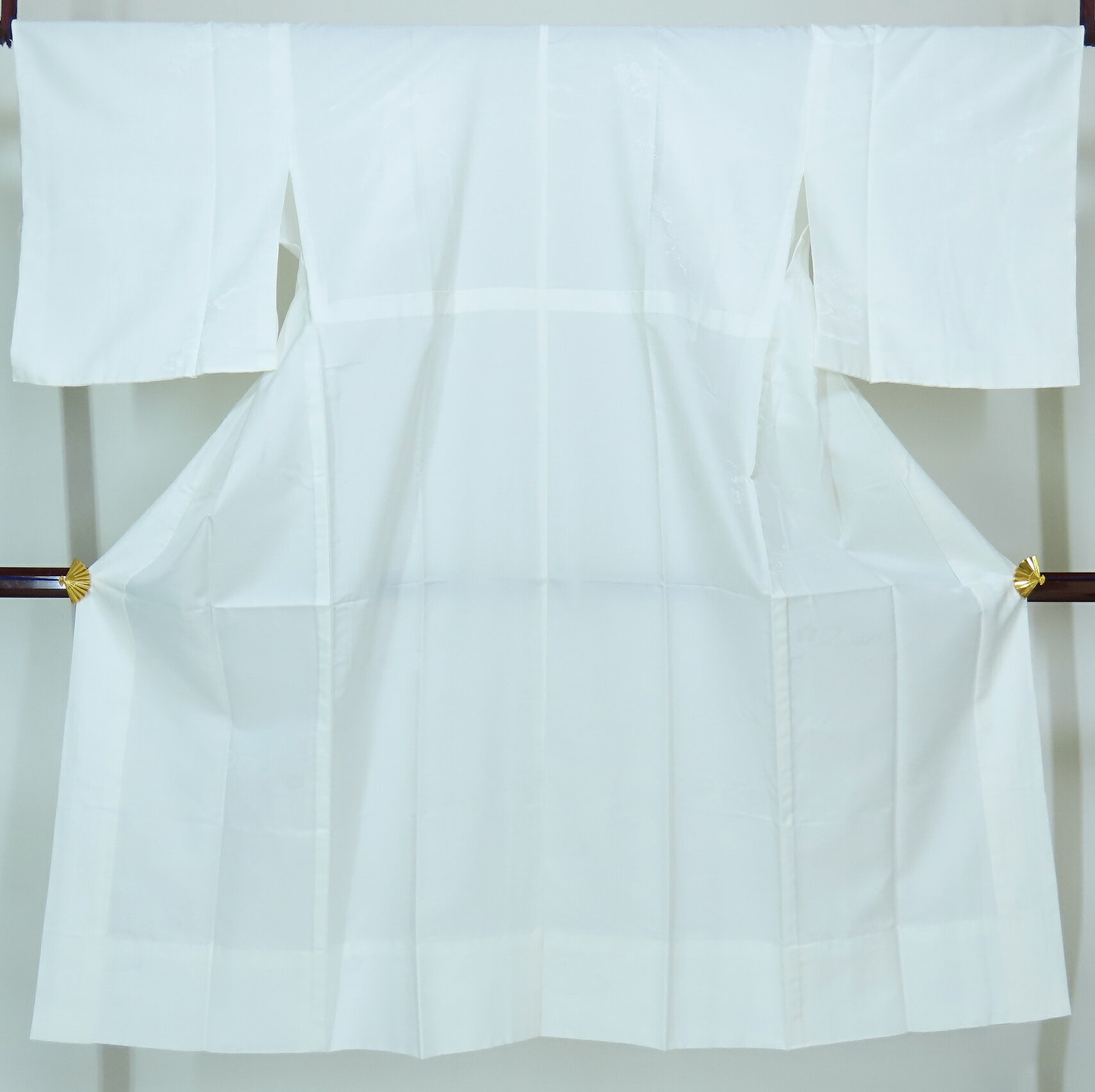 長襦袢　ポリエステル　胴抜き仕立て　留袖に最適　白　手縫い　裄67.5cm　身丈134cm　未使用　pj133ryam　クリックポスト配送（代引き不可）