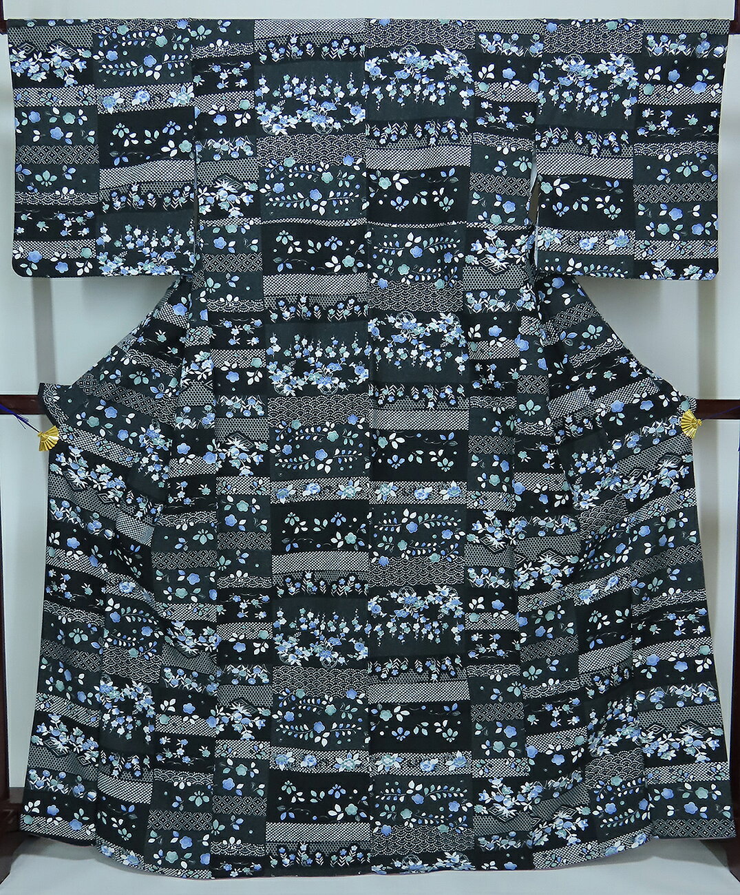 樂天商城 - 小紋　袷 裄65.5cm　身丈163cm ポリエステル　【中古】美品　pk1785ll　（配送方法お任せ／代引き不可）