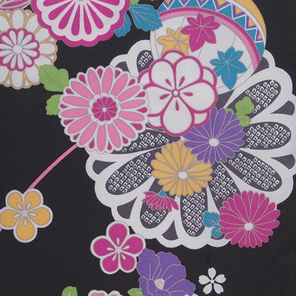 【中古品】卒業式袴セット 「二尺袖：黒　鞠に菊花+袴：金茶×菊　刺繍」 貸衣装処分 レンタル処分品 二尺袖 袴 卒業式、謝恩会に 【メール便不可】hk10%OFF★