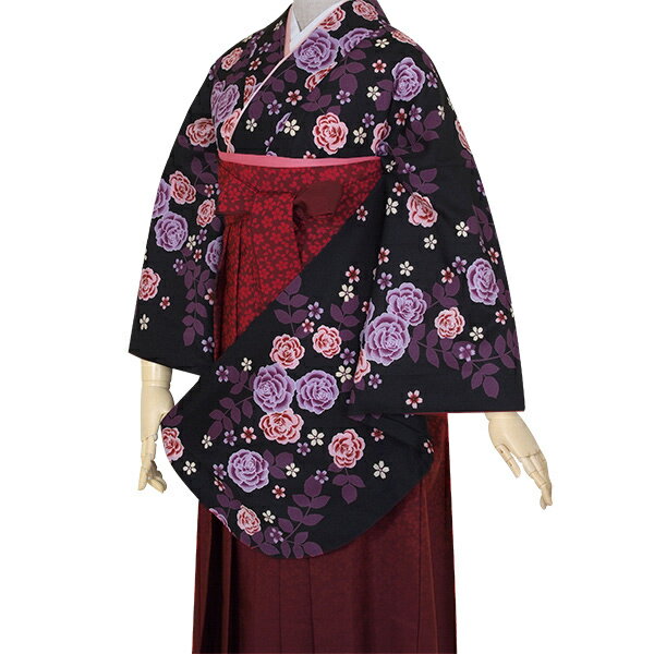 【中古品】卒業式袴セット 「二尺袖：黒 薔薇+袴：エンジ×矢絣」 貸衣装処分 レンタル処分品 二尺袖 袴 卒業式、謝恩会に 【メール便不可】ss2512hkm10