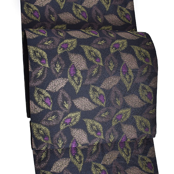 【新古品】「鉄紺地　唐草地模様　牡丹鼠 黄緑 紫の葉散らし」仕立て上がり 袋帯 全通柄 正絹【メール..
