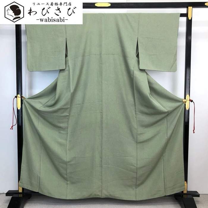 【お得なクーポン配布中】 小紋 上品な墨流し 裏葉色 縮緬 K-4221 着物 きもの kimono 和服 和装 中古 リサイクル着物 【送料無料】