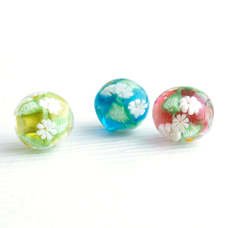 【2点で180円offクーポン対象!!】【34 かすみ草mini】10mm 花 ミルフィオリ とんぼ玉 ビーズ ガラスビーズ ガラス細工 花 ガラス玉 パワーストーン バラ売り ハンドメイド 材料 初心者 おしゃれ お守り かわいい 癒しグッズ 雑貨【商用利用可】