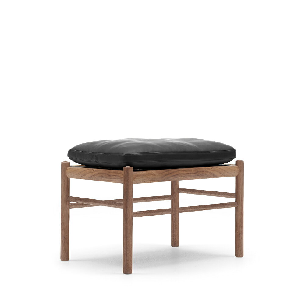 OW149F コロニアルフットスツール ウォールナット オイルフィニッシュ THOR301（ブラックレザー） CARL HANSEN & SON （カールハンセン)