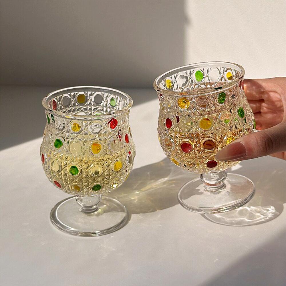 Rakuten - 懐かしい レトロ風 足付き グラス チューリップ形 宝石柄 140ml おしゃれ ワイングラス カクテル 台付き ゴブレット 美しい 持 シャンパングラス ブランデーグラス ガラス