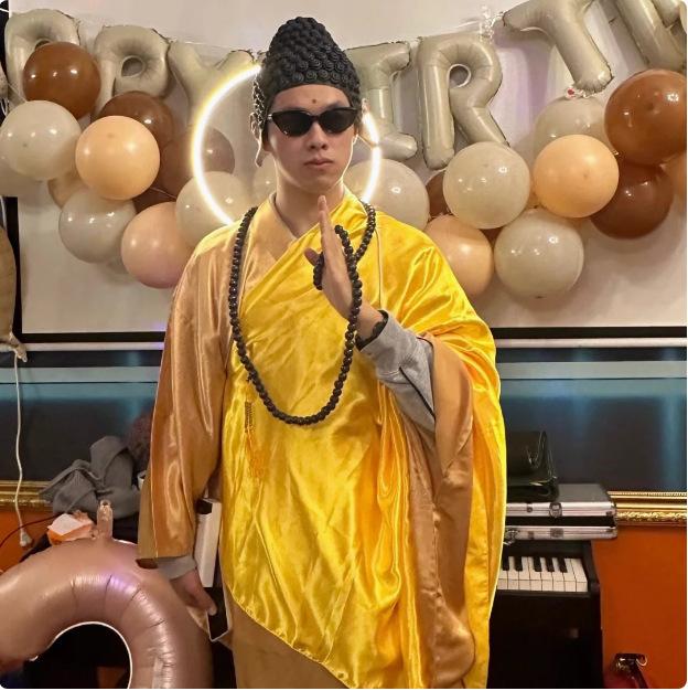 Rakuten - コスプレ衣装 観音菩薩 成人用 舞台衣装 ハロウィン衣装 コスチューム 男女兼用 ポリエステル素材 春季 ユニセックス 演劇用 仮装服 仏教テーマ 軽量 伸縮性 神秘的 かわいい 赤 黒