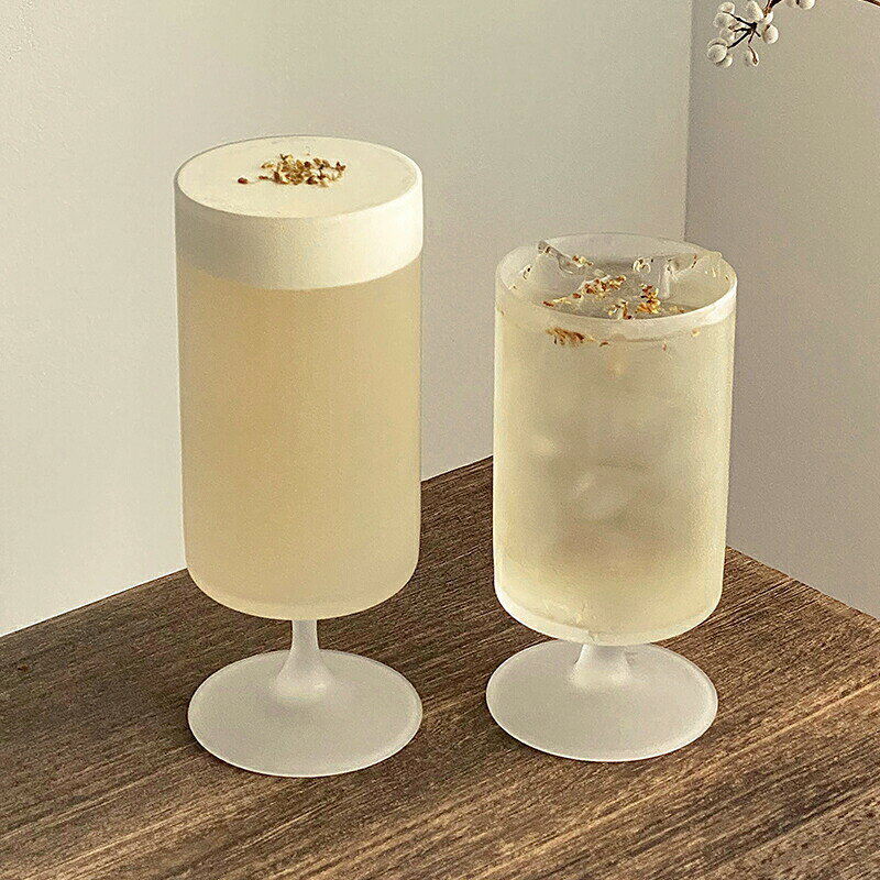 エントリーでP10倍 かわいい 美しい脚付グラス 日本酒 ゴブレット カクテルグラス ...