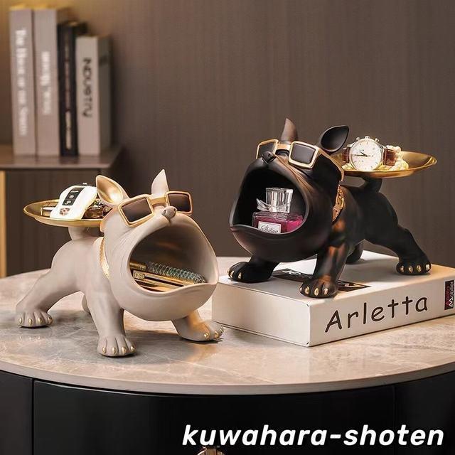 【素材】樹脂製フレンチブルドッグ型のオシャレな小物入れです小物、カギ、お菓子入れなどはもちろんの事、お気に入りのアクセサリーをオシャレにディスプレイしてもおすすめです。玄関やリビングなどインテリアとして室内ガーデニングにもお使いいただけます。お祝いやプレゼントとしてもおすすめです。【注意事項】海外製インポート品のため、作りが甘い場合がございます。ご理解いただいたうえでの購入をお願いいたします。モニターや撮影環境により、色味が違って見える場合がございます。【素材】樹脂製フレンチブルドッグ型のオシャレな小物入れです小物、カギ、お菓子入れなどはもちろんの事、お気に入りのアクセサリーをオシャレにディスプレイしてもおすすめです。玄関やリビングなどインテリアとして室内ガーデニングにもお使いいただけます。お祝いやプレゼントとしてもおすすめです。【注意事項】海外製インポート品のため、作りが甘い場合がございます。ご理解いただいたうえでの購入をお願いいたします。モニターや撮影環境により、色味が違って見える場合がございます。フレンチブルドッグ 犬 トレイ小物置き ブラック グレー グリーン オレンジ