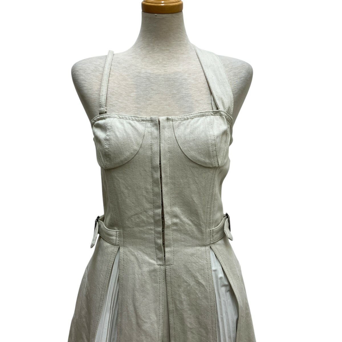 【中古】CASA FLINE　フロントホックプリーツワンピース 1201305019 アイボリー サイズ：Free 【220425】（カーサフライン）