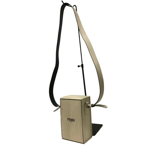【中古】FENDI ボックスバーティカルショルダーバッグ 8BT339 ベージュ 【270425】(フェンディ) 【中古】FENDI ボックスバーティカルショルダーバッグ 8BT339 ベージュ 【270425】(フェンディ)