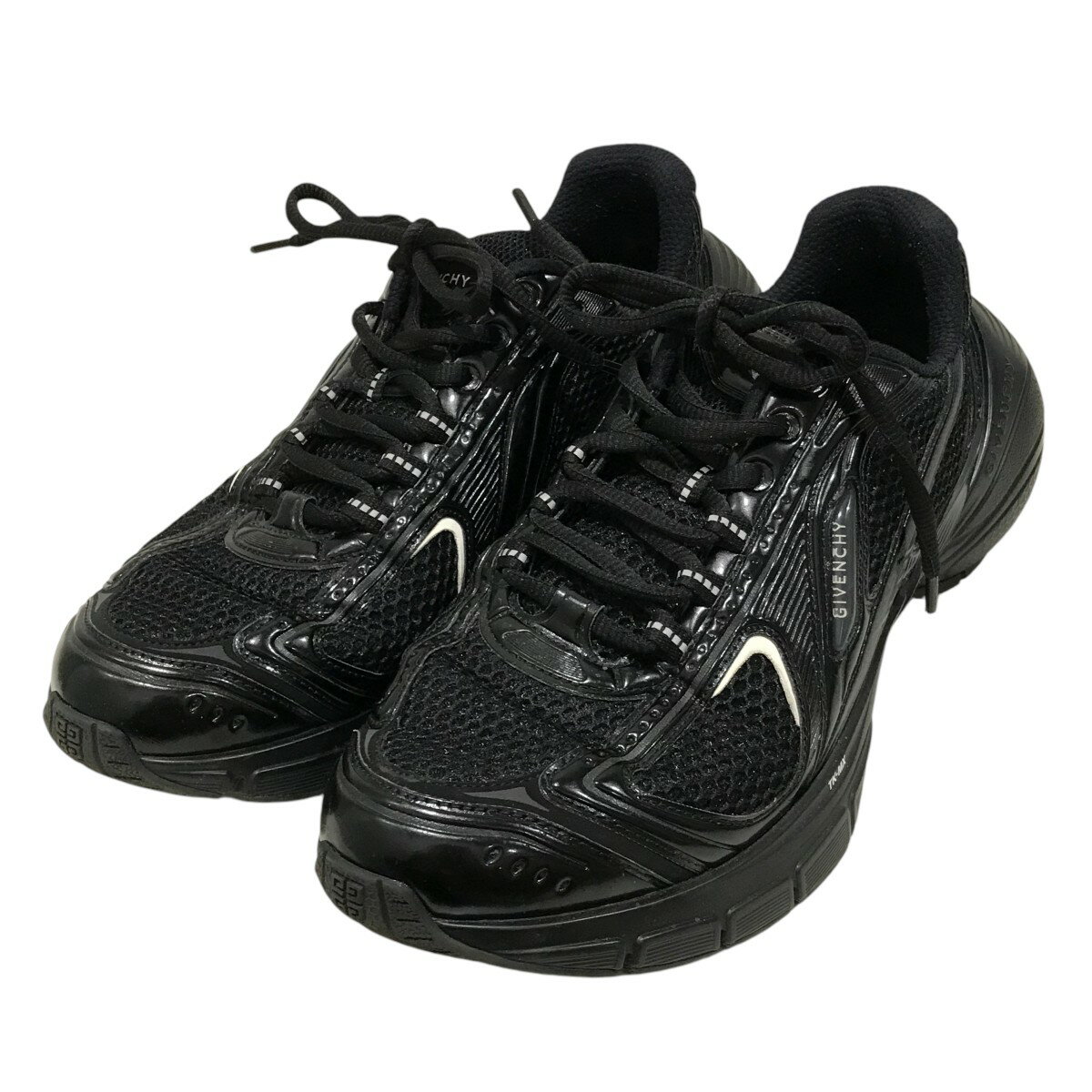 【中古】GIVENCHY　ローカットスニーカー FR 1212 ブラック サイズ：42 【110525】（ジバンシィ）