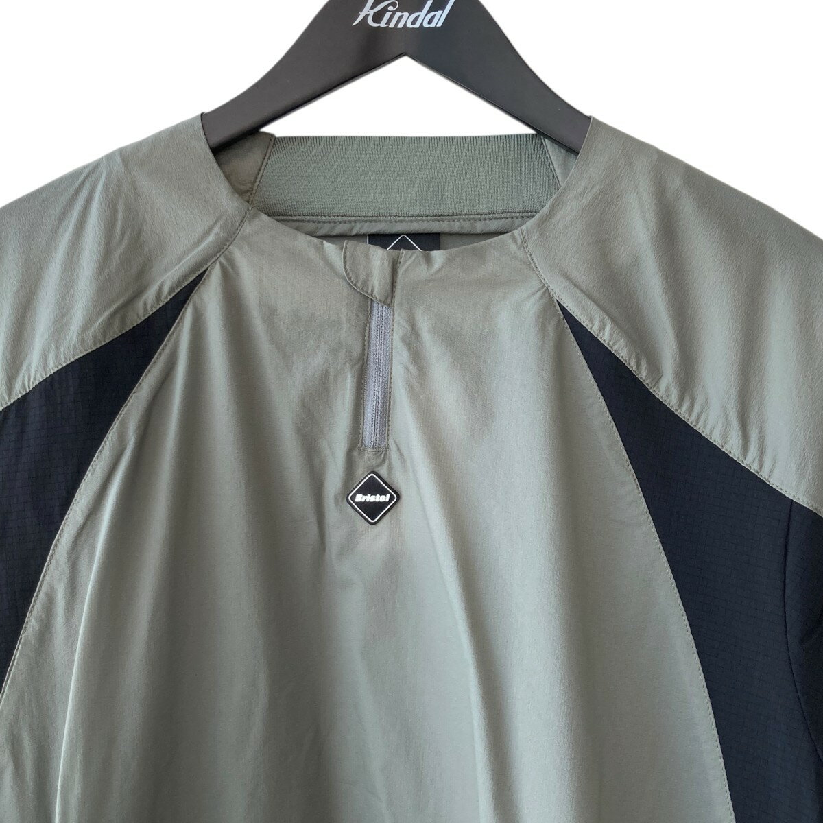 【中古】F．C．R．B．　25SS ULTRA LIGHT WEIGHT HALF ZIP PISTE ハーフジップ プルオーバーシャツ FCRB-250044 オリーブ サイズ：M 【210825】（エフシーアールビー）