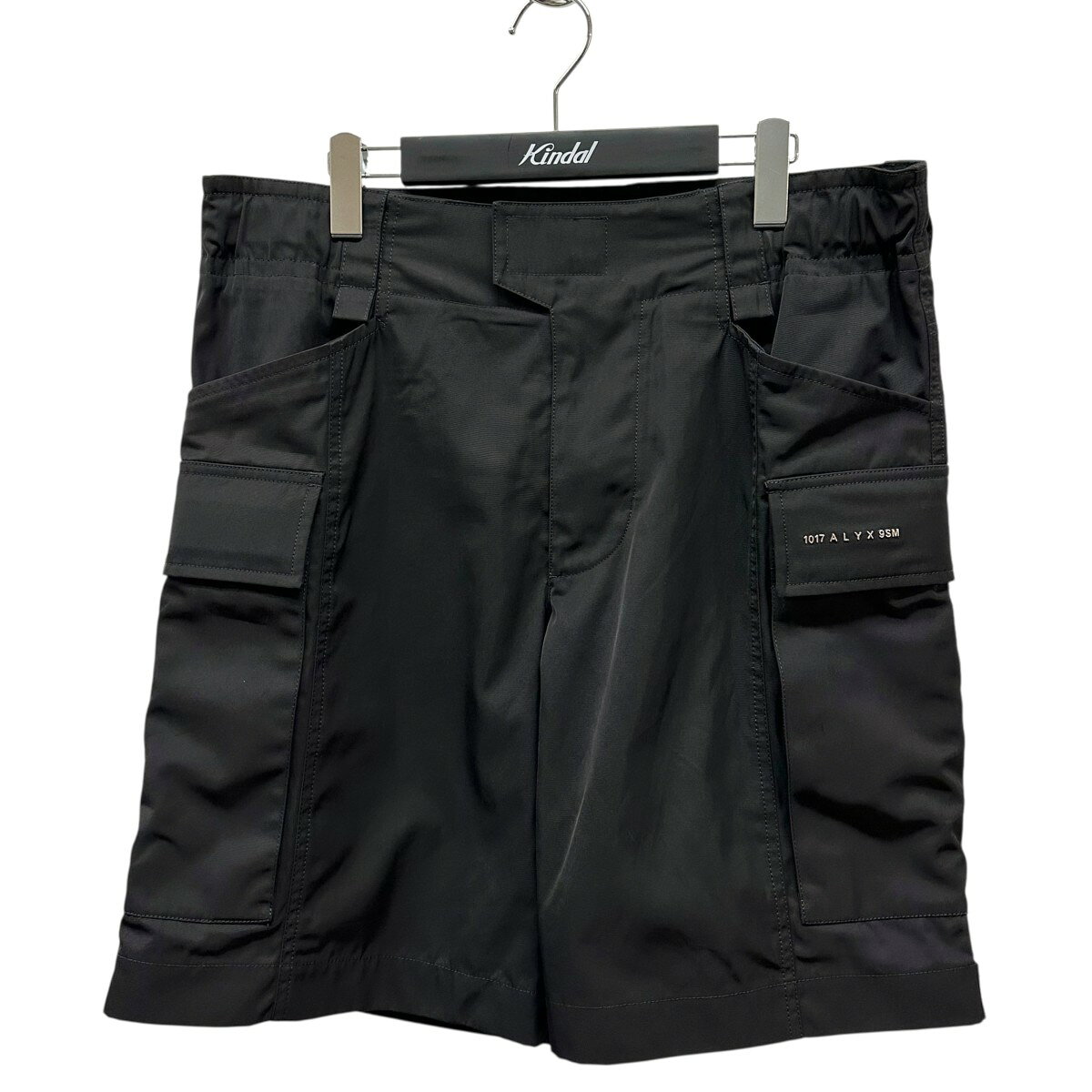 新品未使用 アリクス 1017 alyx 9sm ハーフパンツ ブラック ALYX(アリクス) ハーフ・ショートパンツ(メンズ) - 海外通販のBUYMA