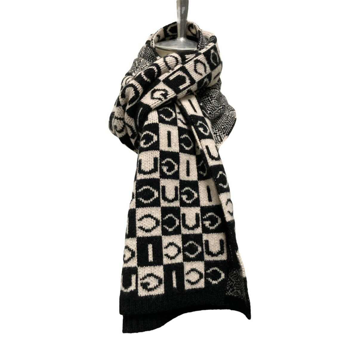 【中古】GUCCI CHECKERBBOARD WOOL SCARF 総柄マフラー ホワイト×ブラック 【231025】（グッチ）