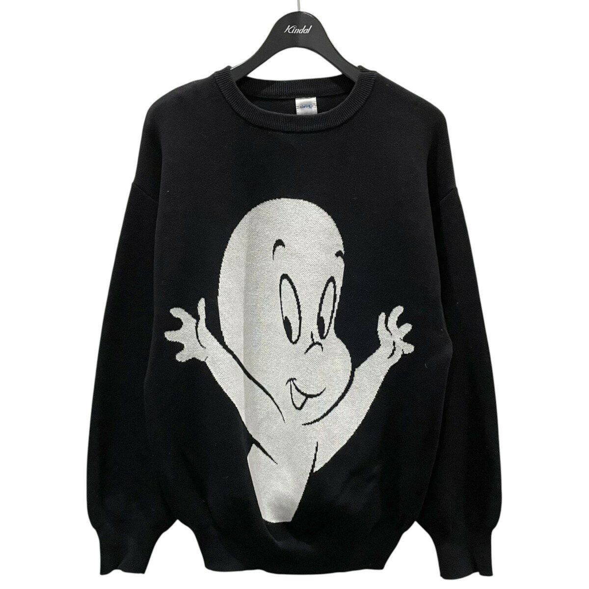 この商品はオンライン限定商品です。 YBXC ご注文頂く前に必ずご確認下さい ■商品状態のランクについて 商品の状態はS〜Dまでのランク表記をさせて頂いておりますが、あくまで目安としてお受け取りください。 ■商品の表記カラーについて 掲載商品の色味はできる限り現品を再現するように心がけておりますが、ご利用のモニター環境により、実物と多少異なる場合がございます。予めご了承下さいませ。 ■商品の詳細サイズについて 実際に測ったサイズは作業上、または素材の特性上、1〜2cmの誤差が生じる場合がございますので、予めご了承くださいませ。 ■商品の在庫について 在庫数の更新は随時行っておりますが、お買い上げ頂いた商品が品切れになってしまう場合がございます。ご迷惑をおかけ致しますが、予めご了承ください。 ※当店の商品は基本的に全て中古品となりますことをご了承下さい。多少でも商品に対し不安な点、ご不明な点等がございましたら、ご注文前にお問い合わせのうえご検討下さい。ciatre/シアター ニットセーター CASPER キャスパー ブラック・ホワイト サイズ：L 　 Gender type 　 Condition 　 商品詳細 素材コットン カラーブラック・ホワイト 表記サイズL 詳細サイズ着丈：約67cm肩幅：約56cm袖丈：約60cm身幅：約60cm裾幅：約36cm 付属品なし 商品詳細シアターのニットセーター CASPER キャスパーです。 ダメージ少々着用感の他、右袖先に汚れが見受けられます。 　 ■商品の同梱発送に関して 同梱はすべてお断りさせて頂きます。 別注文をまとめて発送することはできません。 一注文ごとに送料・代金引き換え・振込み手数料が発生して参りますので、ご注文確定前にお買い物忘れがないか今一度ご確認下さい。 ■長期不在・受け取り拒否について お送りした商品につきましては、お客様の責任により必ずお受取り頂きますようお願い致します。 配送業者の保管期限（配送センター到着より約7日）を越えてもお受取り頂けない場合は、商品は返送されます。これにより当社が受けた損害は請求させて頂きます。 ●詳細はこちらから ■お支払いについて クレジットカード 代金引換 銀行振り込み ●決済に関する詳細はこちら 関連商品 同ブランド「シアター」の一覧を見る