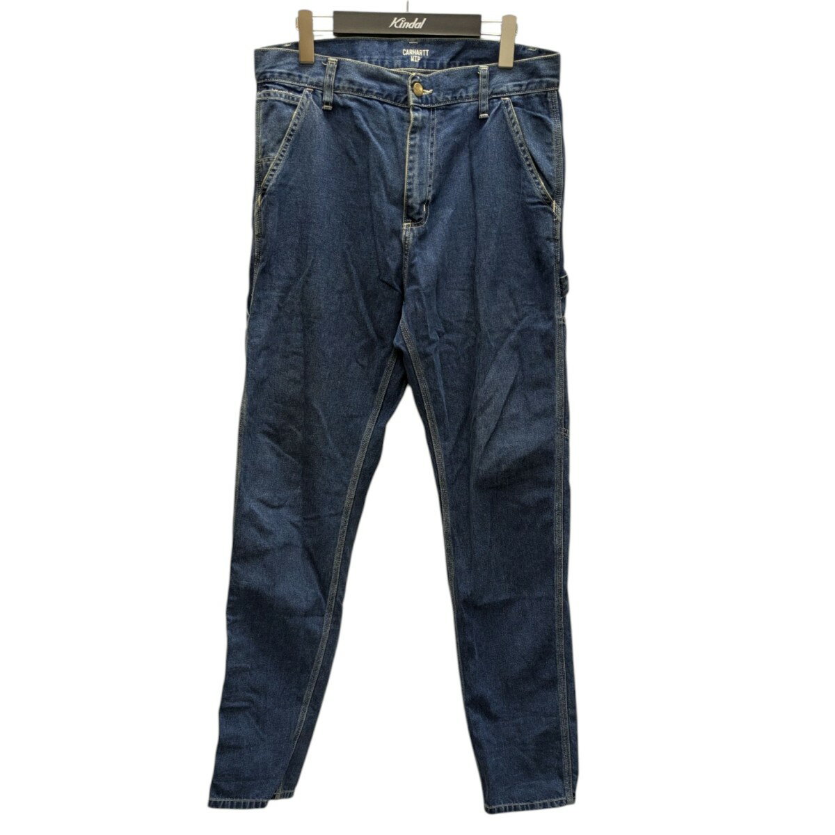 商品に関するお問い合わせ先はカインドオル原宿店(03-6438-1122)までどうぞ。 HJXL ご注文頂く前に必ずご確認下さい ■商品状態のランクについて 商品の状態はA〜Eまでのランク表記をさせて頂いておりますが、あくまで目安としてお受け取りください。 ■商品の表記カラーについて 掲載商品の色味はできる限り現品を再現するように心がけておりますが、ご利用のモニター環境により、実物と多少異なる場合がございます。予めご了承下さいませ。 ■商品の詳細サイズについて 実際に測ったサイズは作業上、または素材の特性上、1〜2cmの誤差が生じる場合がございますので、予めご了承くださいませ。 ■商品の在庫について 当店の商品は実店舗でも販売しております。在庫数の更新は随時行っておりますが、お買い上げ頂いた商品が品切れになってしまう場合がございます。ご迷惑をおかけ致しますが、予めご了承ください。 ※当店の商品は基本的に全て中古品となりますことをご了承下さい。多少でも商品に対し不安な点、ご不明な点等がございましたら、ご注文前にお問い合わせのうえご検討下さい。CarHartt/カーハート デニムパンツ インディゴ サイズ：30×32 　 Gender type 　 Condition 　 商品詳細 素材コットン カラーインディゴ 表記サイズ30×32 詳細サイズウエスト：約86cm股上　　：約35cmレングス：約82cmもも幅　：約29cm裾幅　　：約17cmヒップ　：約52cm 付属品なし 商品詳細カーハートのデニムパンツです。 ダメージ中古品ですのでユーズド感が若干ございます。ご理解の上ご検討ください。 　 ■商品の同梱発送に関して 同梱はすべてお断りさせて頂きます。 別注文をまとめて発送することはできません。 一注文ごとに送料・代金引き換え・振込み手数料が発生して参りますので、ご注文確定前にお買い物忘れがないか今一度ご確認下さい。 ■長期不在・受け取り拒否について お送りした商品につきましては、お客様の責任により必ずお受取り頂きますようお願い致します。 配送業者の保管期限（配送センター到着より約7日）を越えてもお受取り頂けない場合は、商品は返送されます。これにより当社が受けた損害は請求させて頂きます。 ●詳細はこちらから ■お支払いについて クレジットカード 代金引換 銀行振り込み ●決済に関する詳細はこちら 関連商品 同ブランド「カーハート」の一覧を見る