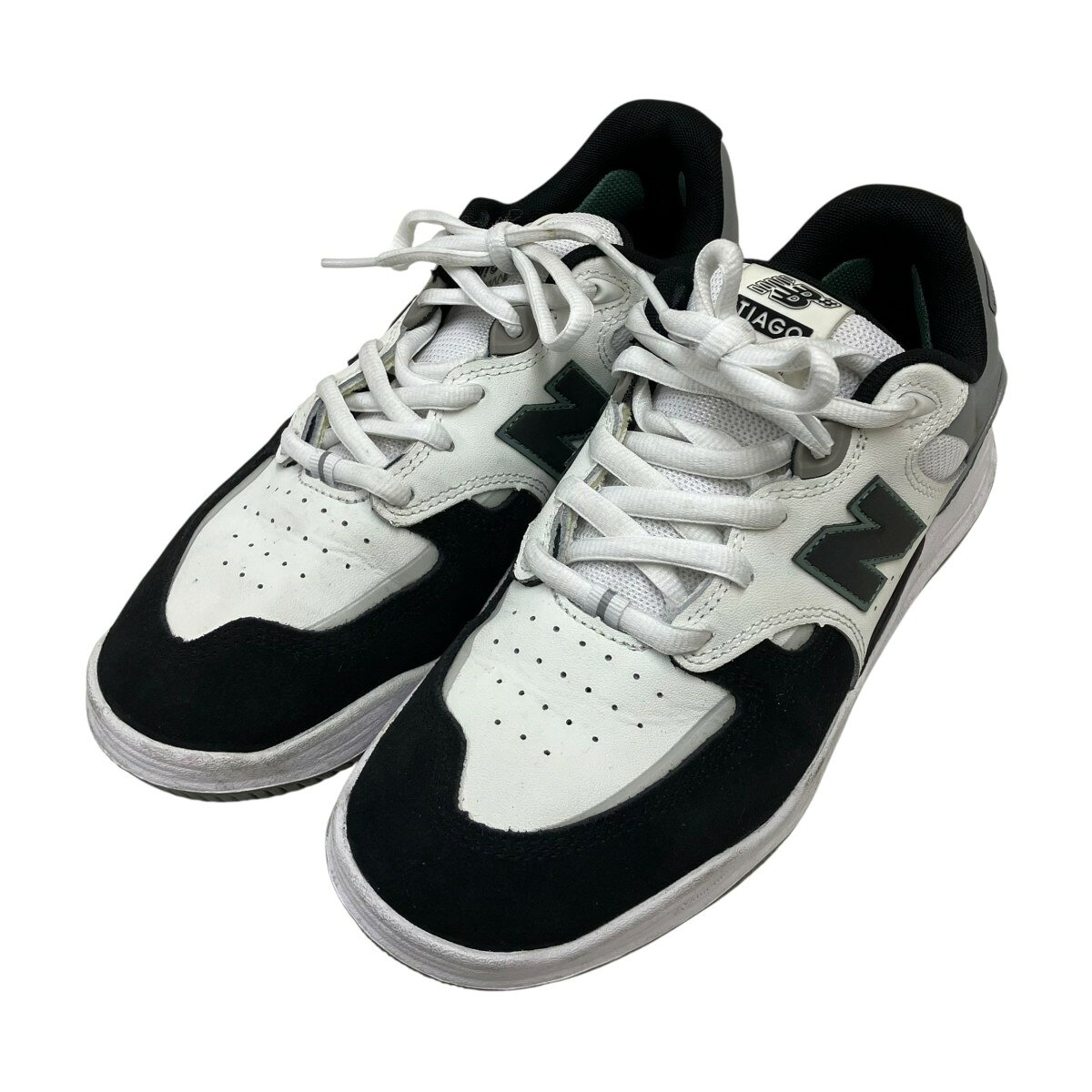 【中古】NEW BALANCEローカットスニーカー ホワイト×ブラック サイズ：25.5cm【価格見直し】