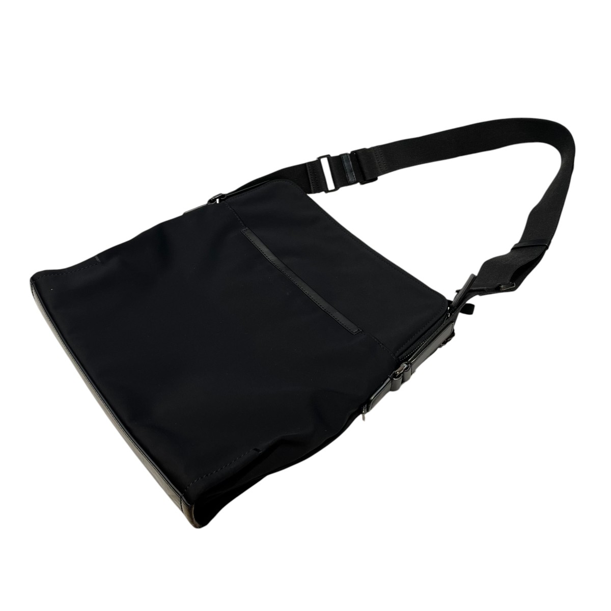 【中古】TUMI　ショルダーバッグ ブラック 【290626】（トゥミ）