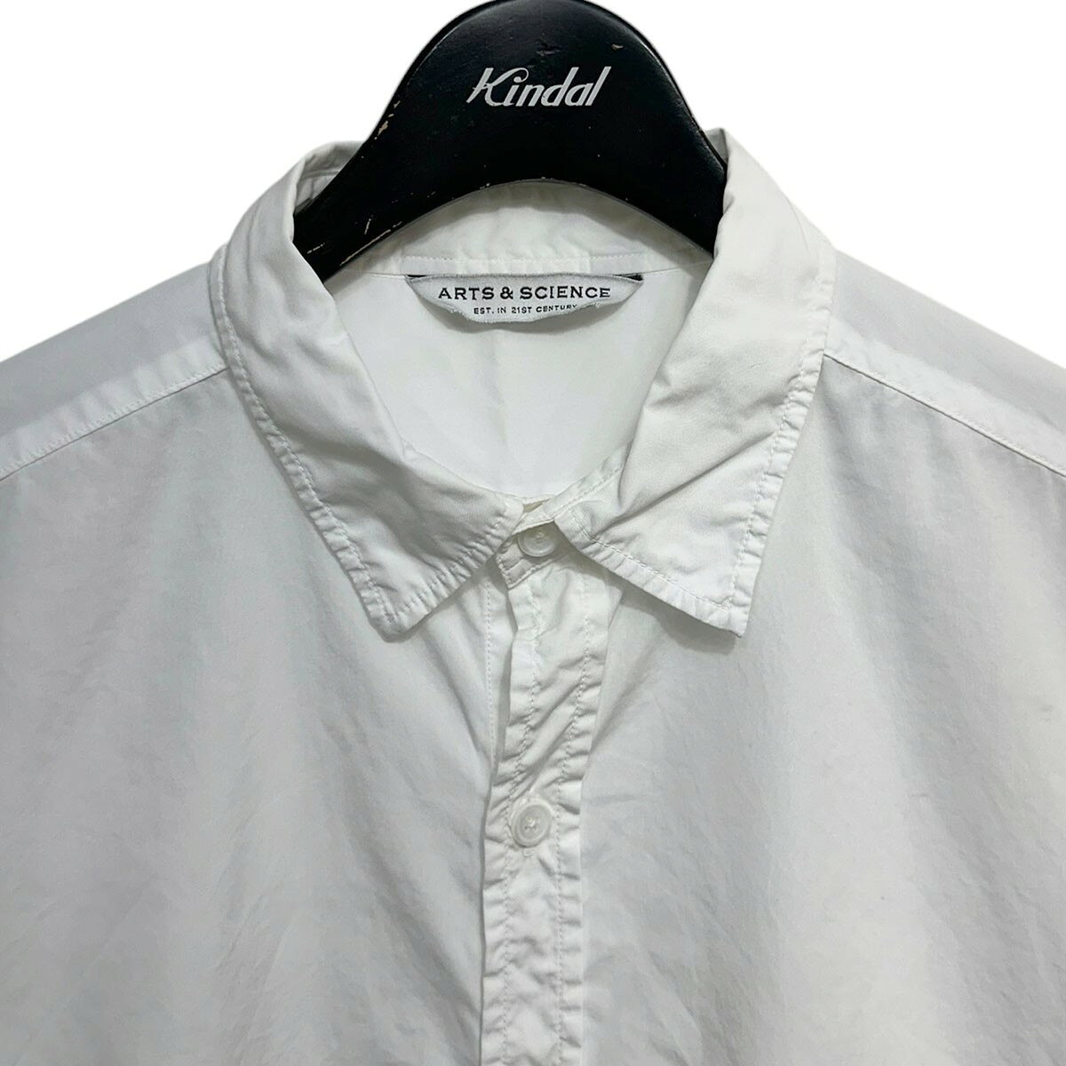 ブランド古着のカインドオルの【中古】ARTS＆SCIENCE　Standard Shirt スタンダードシャツ 0203-U601B-0017 ホワイト サイズ：3 【030826】（アーツアンドサイエンス）｜アングル3