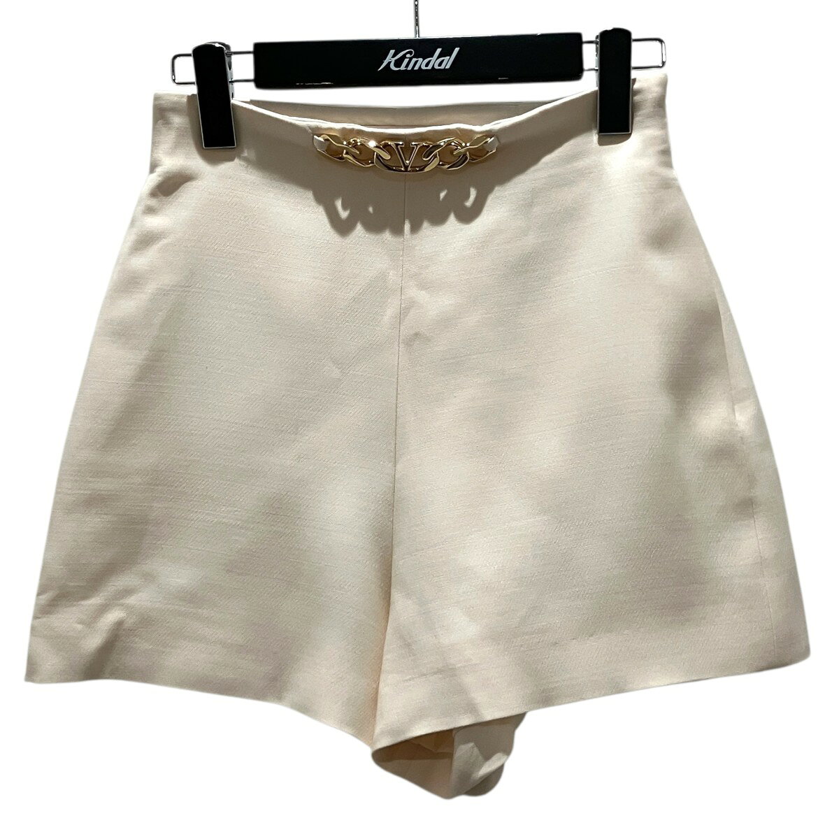 【中古】VALENTINO　チェーンロゴショートパンツ 1B3RF2351CF アイボリー サイズ：38 【080826】（ヴァレンチノ）