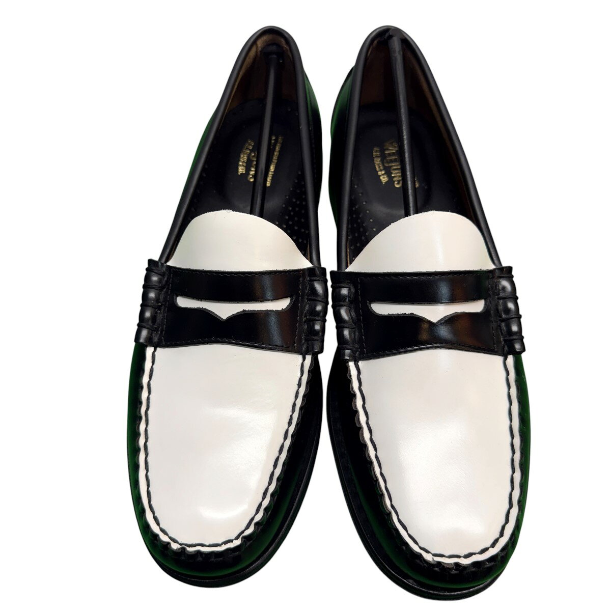 ブランド古着のカインドオルの【中古】G．H．BASS＆CO．　LARSON ラーソンローファーシューズ ／BA11010H ブラック×ホワイト サイズ：uA9/27cm 【120826】（ジーエイチバス）｜アングル2