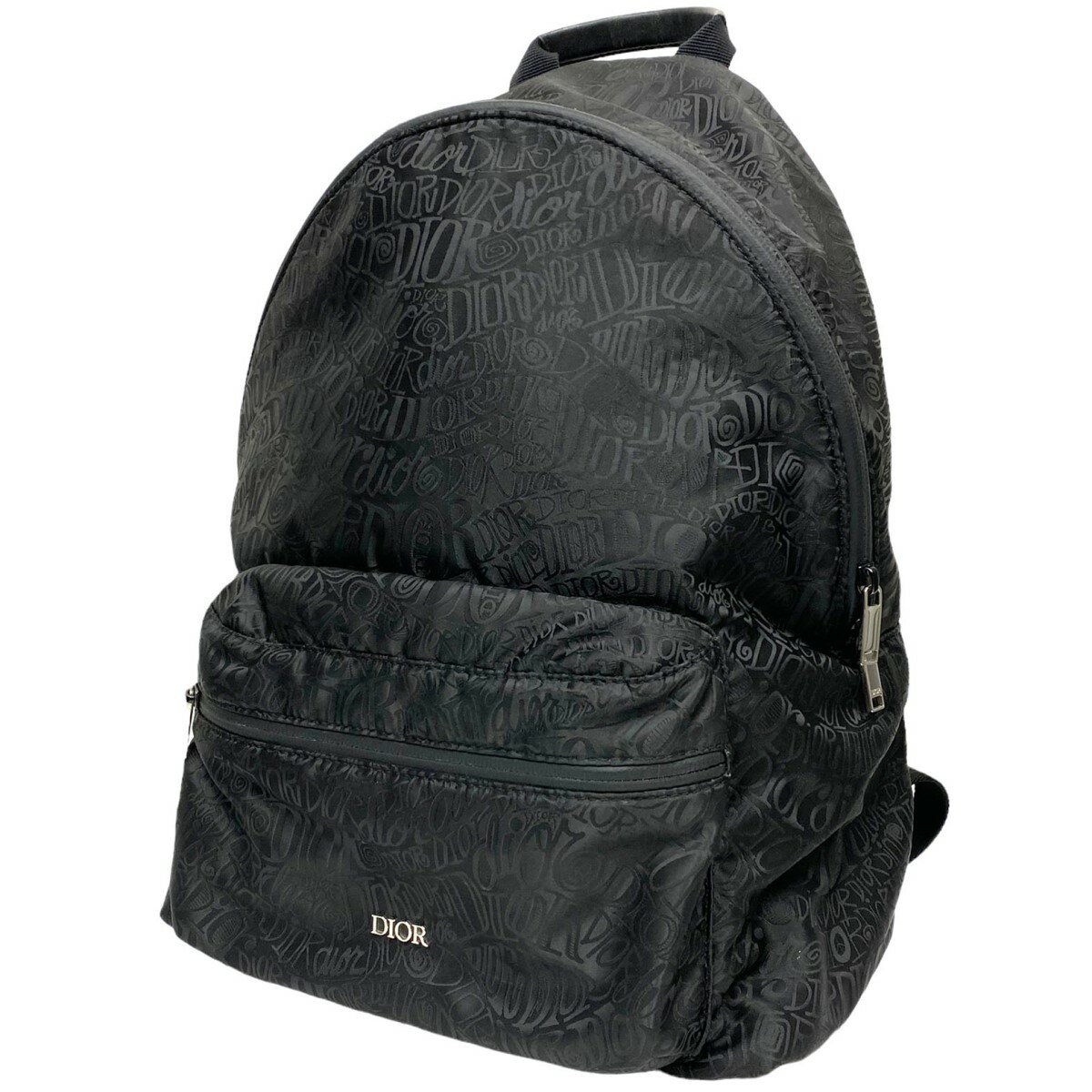 【中古】DIOR(Kim Jones)×Shawn Stussy 20AW Rider BACKPACK Stussy Scriptフォントロゴ総柄バックパック ブラック サイズ：タテ43cm×ヨコ31cm×マチ15cm 【050323】（ディオール キム ジョーンズ ショーン ステューシー）