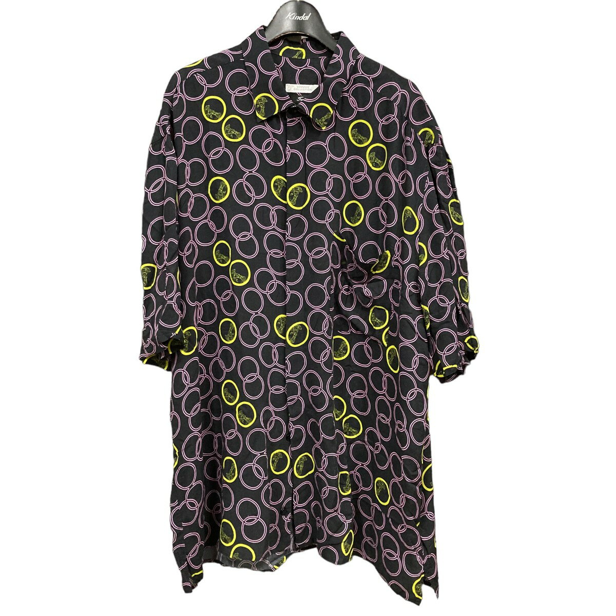 【中古】GIANNI VERSACE　総柄半袖シャツ ブラック サイズ：45 【241023】（ジャンニヴェルサーチ）