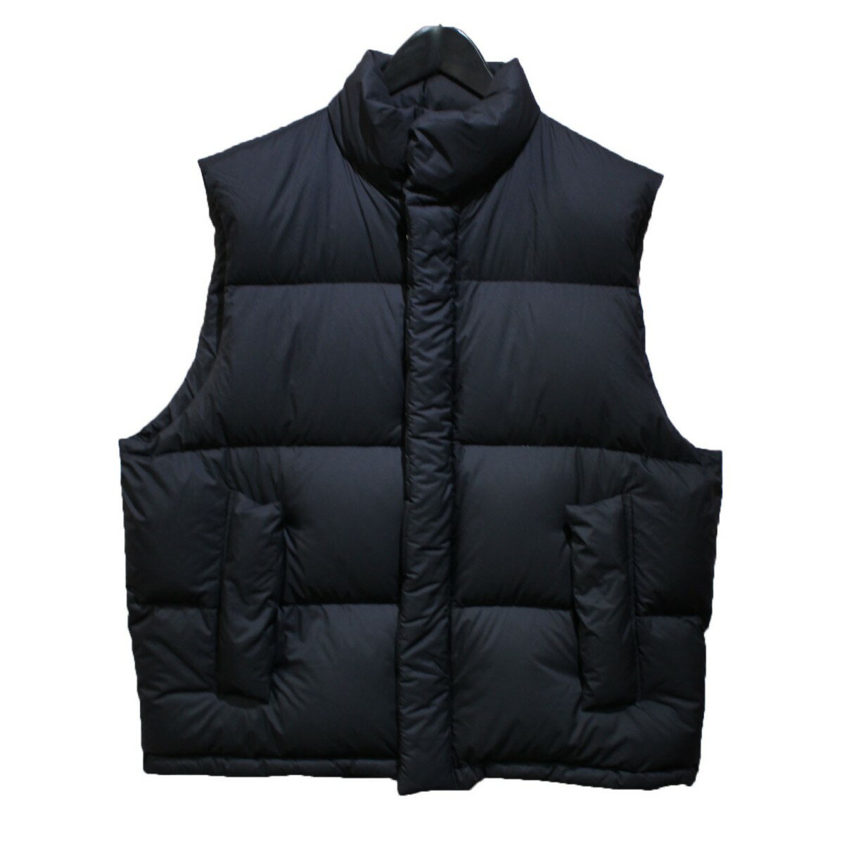 【中古】AURALEE23AW SUPER LIGHT NYLON RIPSTOP DOWN VEST ダウンベスト ブラック サイズ：4【価格見直し】