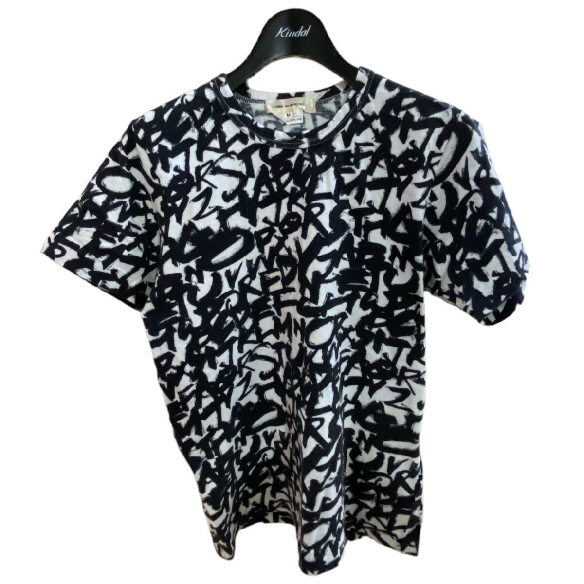 【中古】COMME des GARCONS　19SS アルファベット総柄半袖Tシャツ ホワイト×ブラック サイズ：M 【080424】（コムデギャルソン）