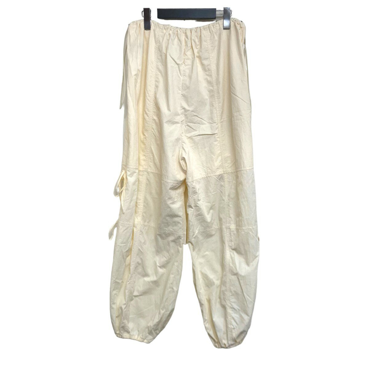 【中古】MAISON SPECIAL　サイドリボン2WAYパンツ ナイロンパンツ 21221465127 ベージュ サイズ：Free 【200824】（メゾンスペシャル）