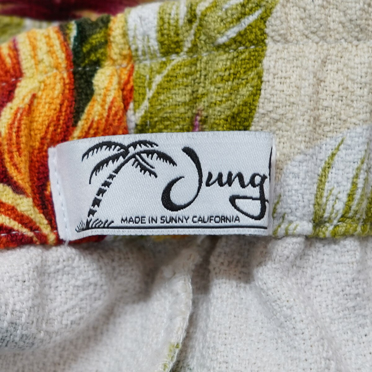 【中古】JUNGLE Los Angelsアロハ フローラル イージー ショーツ ハーフパンツ マルチカラー サイズ：S【価格見直し】