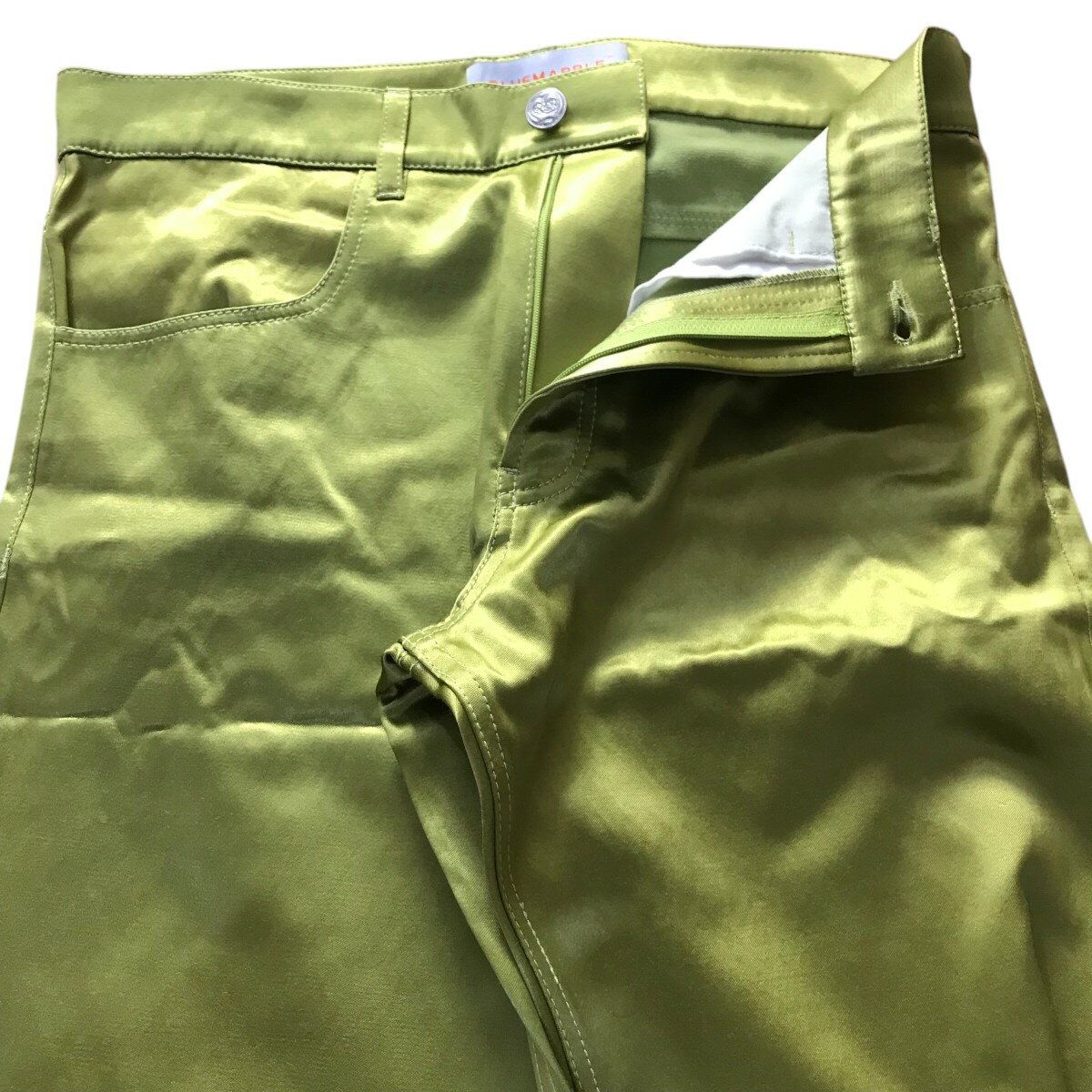 【中古】BLUEMARBLE「BOOTCUT SATIN PANTS」 フレアパンツ 黄緑 サイズ：31【価格見直し】