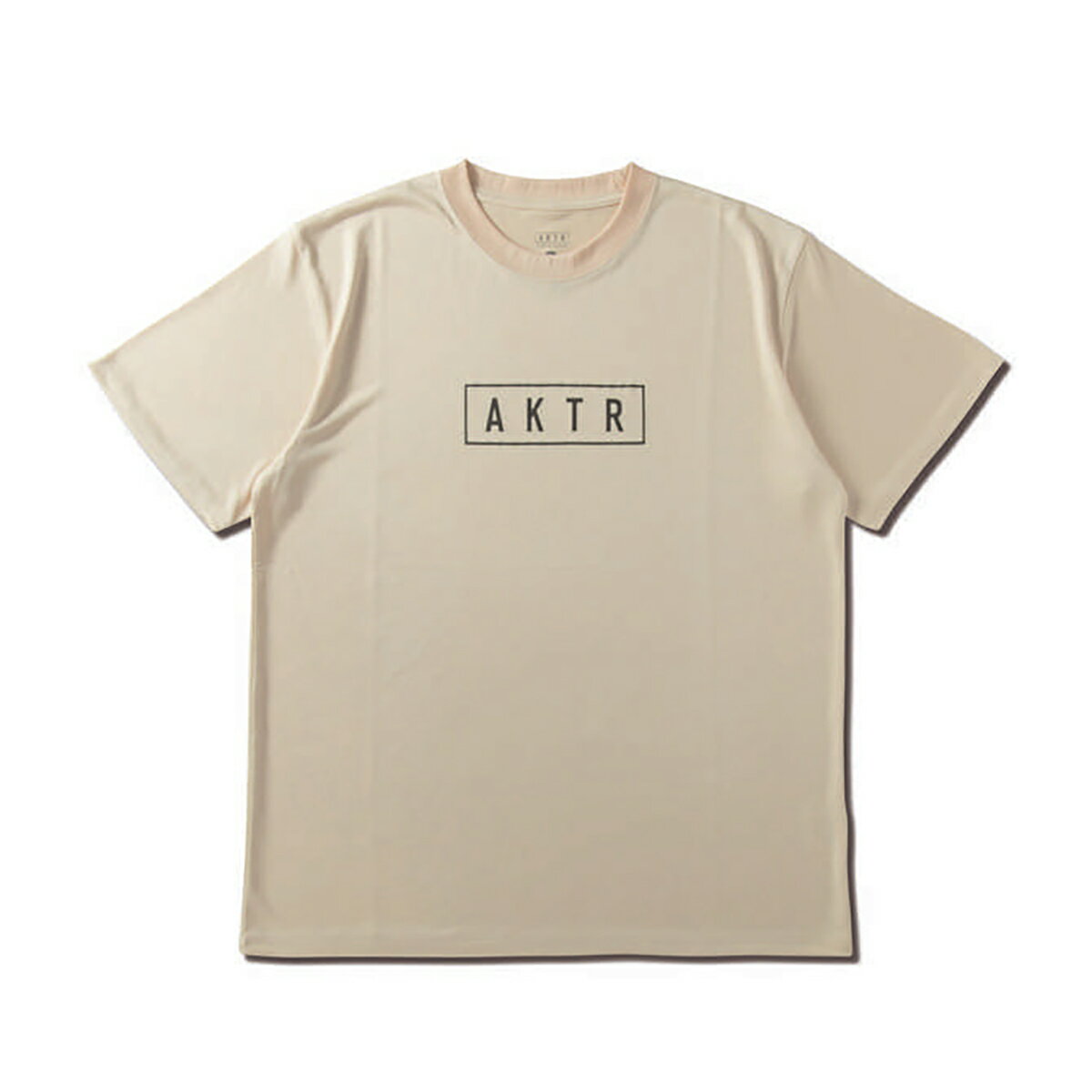 楽天KineticsAKTR SEASONAL AKTR LOGO SPORTS TEE（ECRU）（アクター シーズナル アクター ロゴ スポーツティー）【メンズ レディース】【半袖Tシャツ バスケットボール ワンポイントロゴ】【24SS】