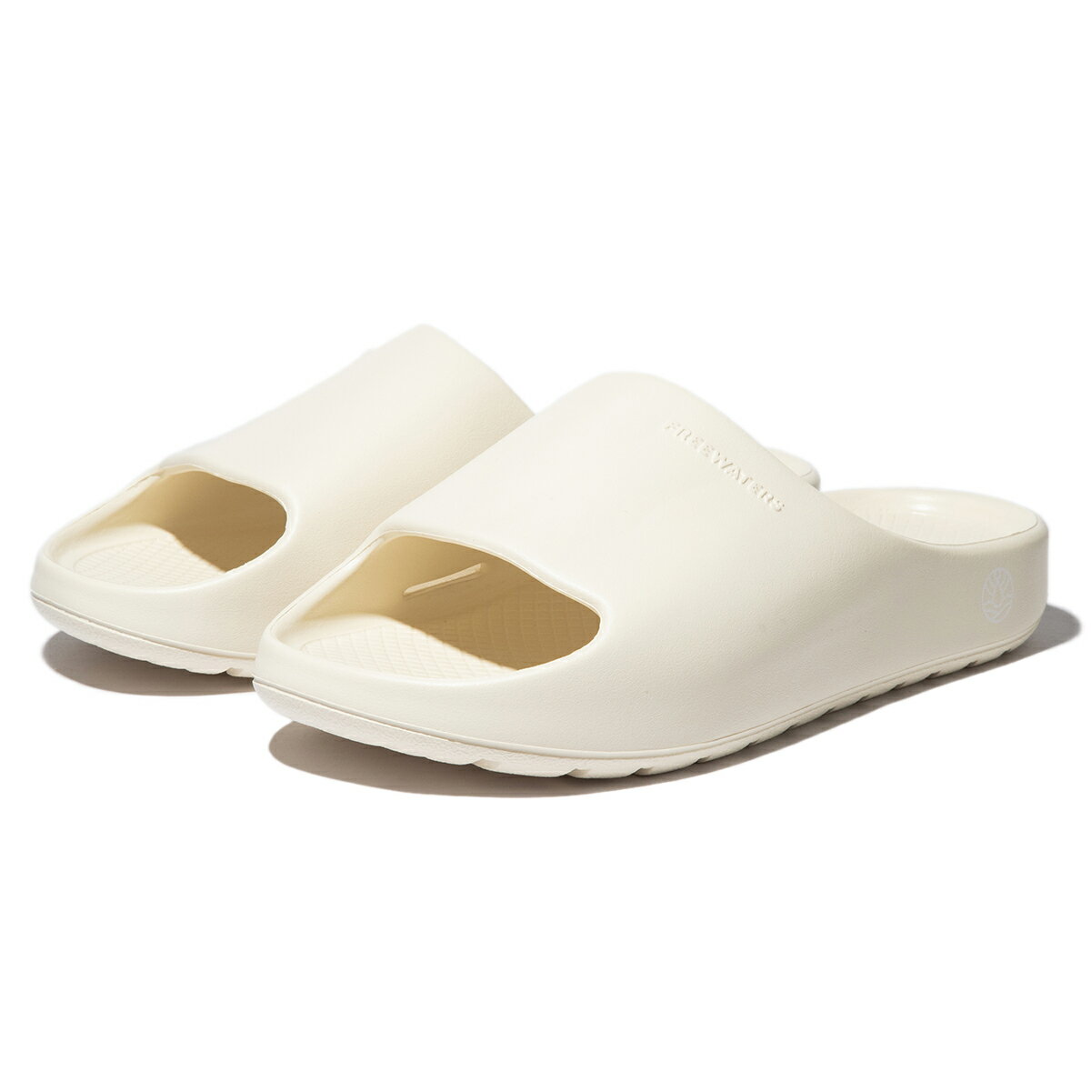 FREE WATERS Cloud9 Slide - Unisex BONE フリーウォータース クラウド9 スライド - ユニセックス 【メンズ レディース】【スライドサンダル シャワーサンダル クッション性 リカバリー 厚底】…