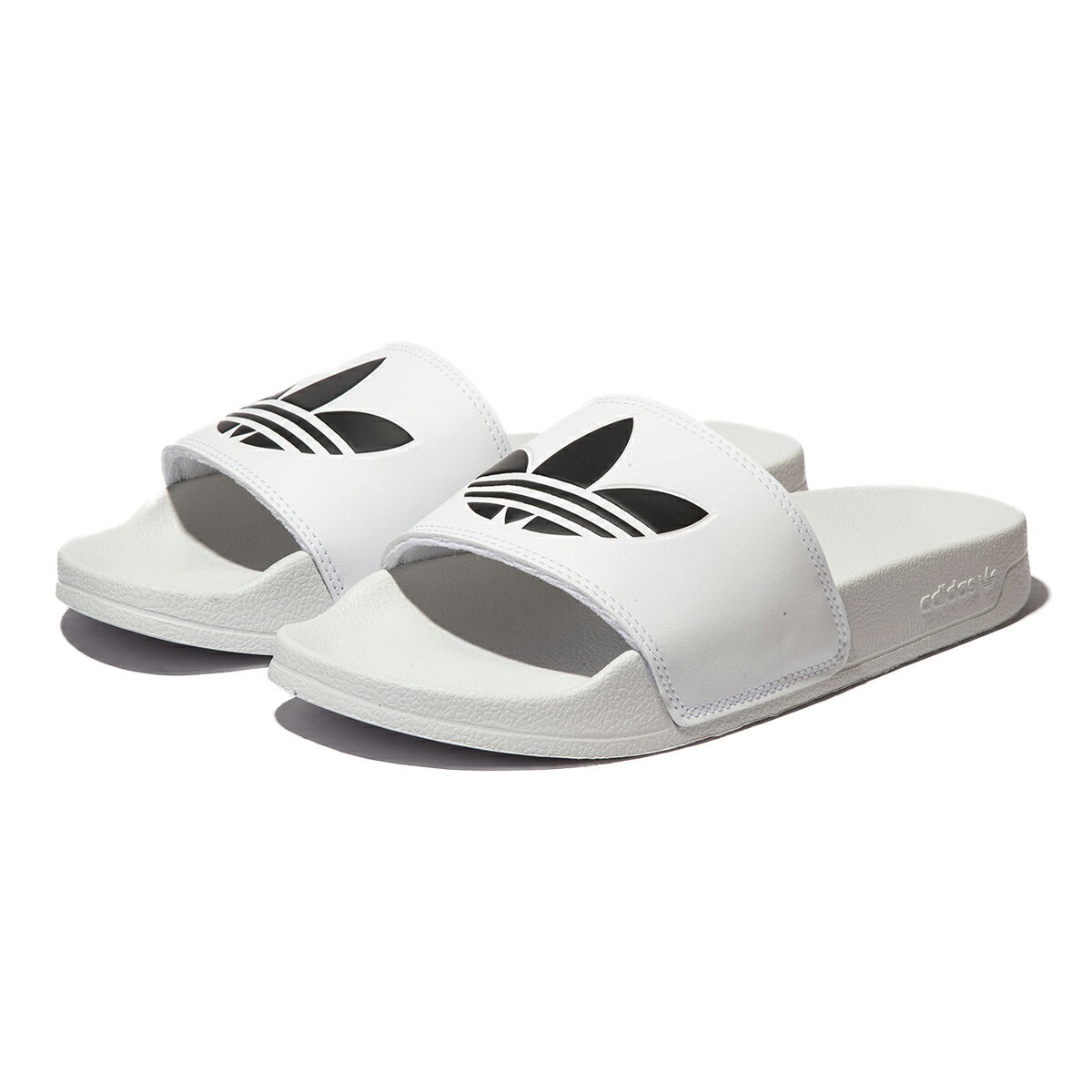 【30%OFF】adidas Originals Adilette Lite Slides(フットウェアホワイト/コアブラック/フットウェアホワイト)(アディダスオリジナルス アディレッタ ライト サンダル)【メンズ レディース】【シャワーサンダル 定番 白 ホワイト】【24SS】