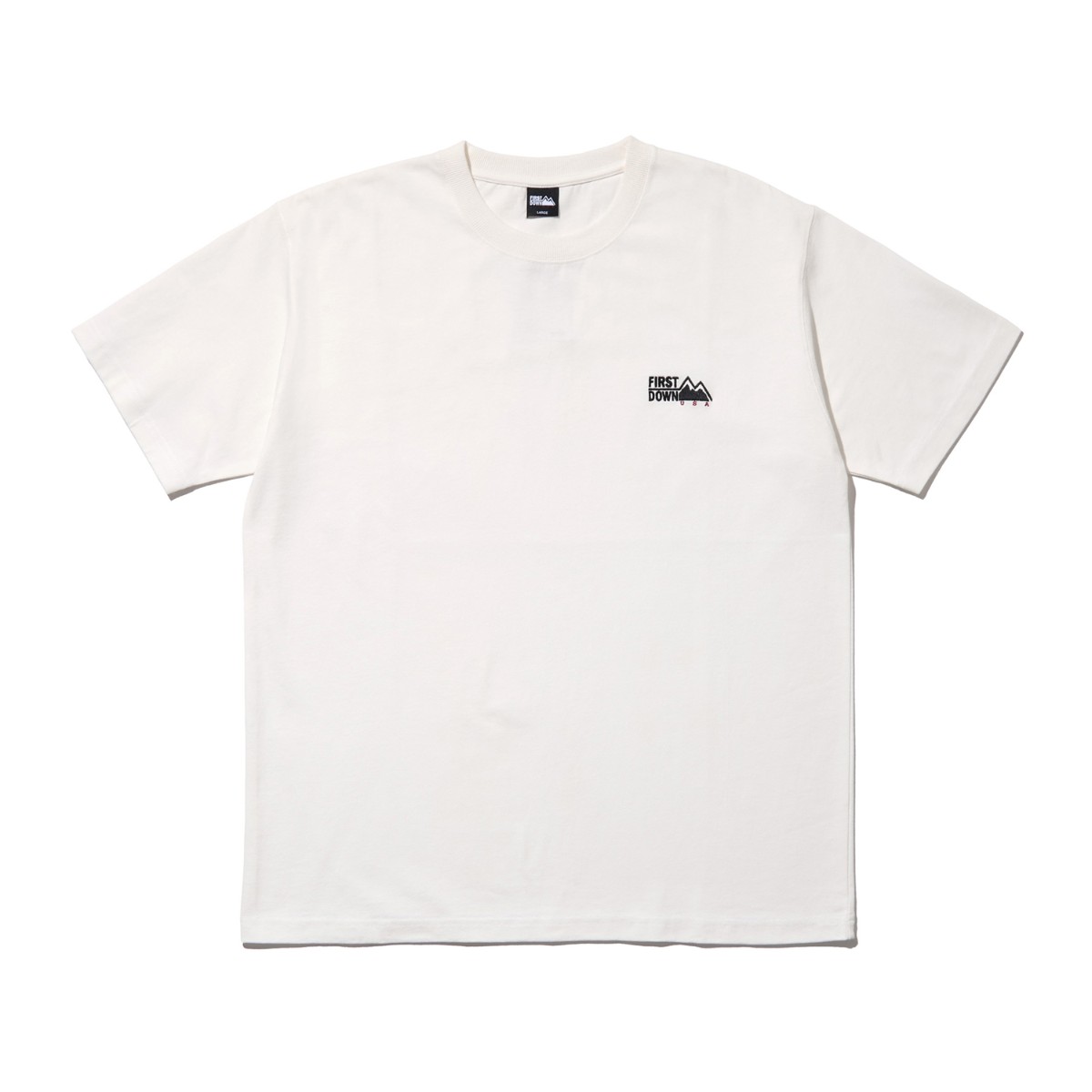 Rakuten - 【20%OFF】FIRST DOWN LOGO S/S TEE(WHITE)(ファーストダウン ロゴ ショートスリーブ ティー)【メンズ レディース】【半袖 Tシャツ 胸ロゴ シンプル コットン】【25SS】